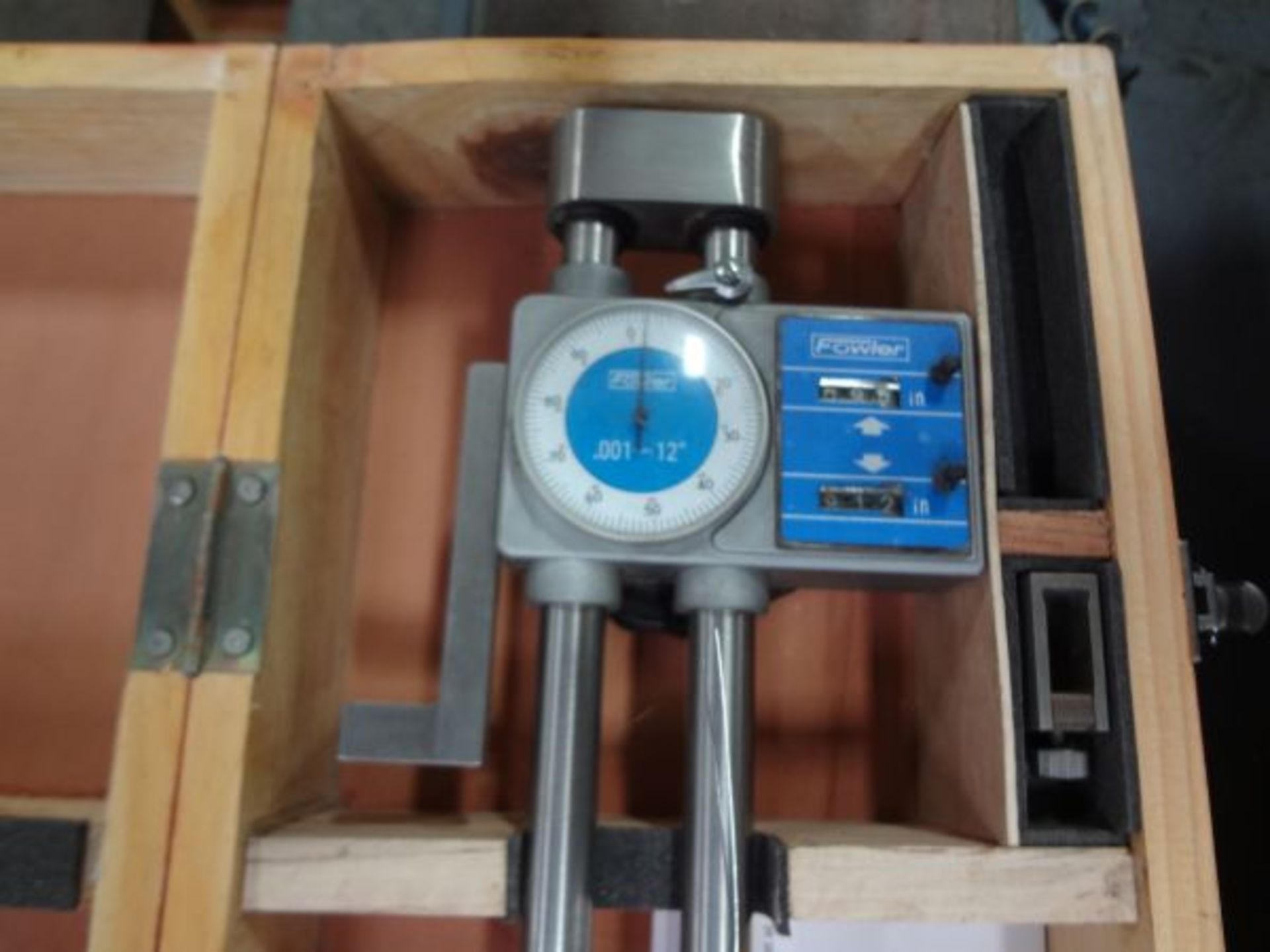 12" FOWLER DIAL TYPE HEIGHT GAGE - Image 2 of 3