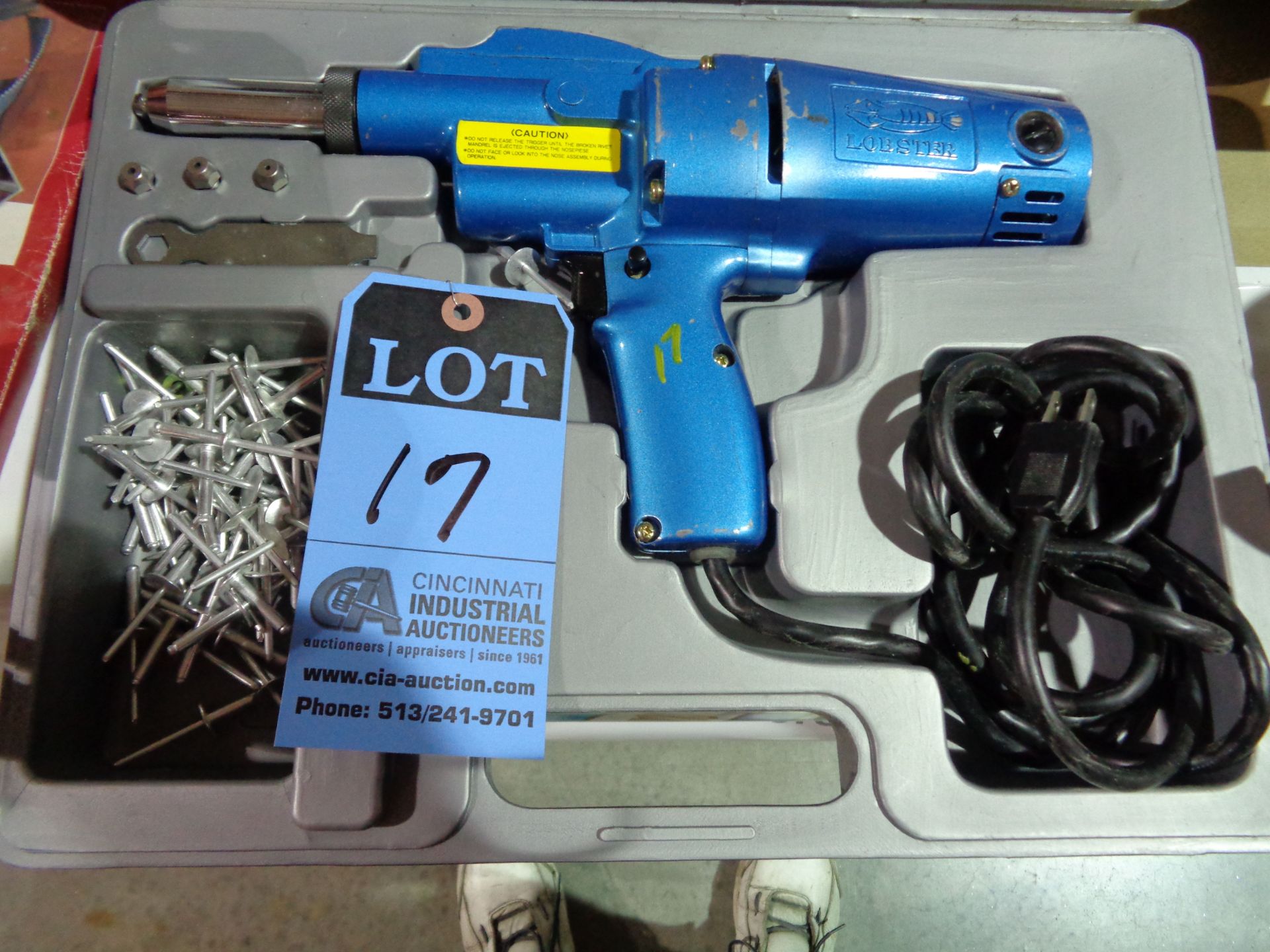 LOBSTER MODEL ER-300N ELECTRIC RIVETER