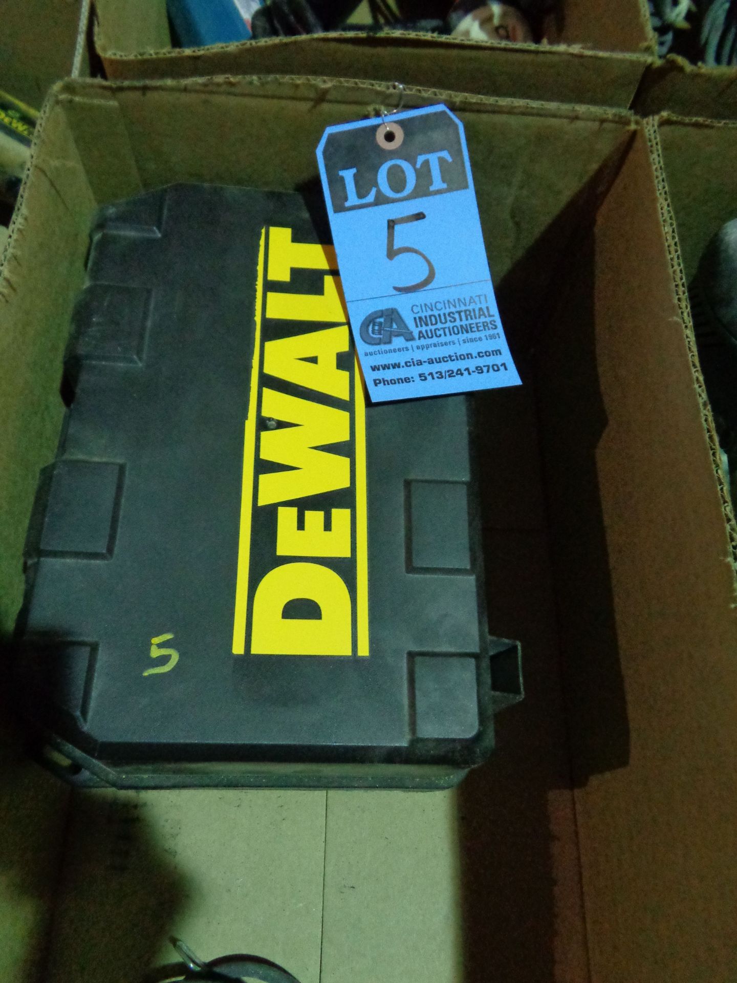 DEWALT ELECTRIC SANDERS