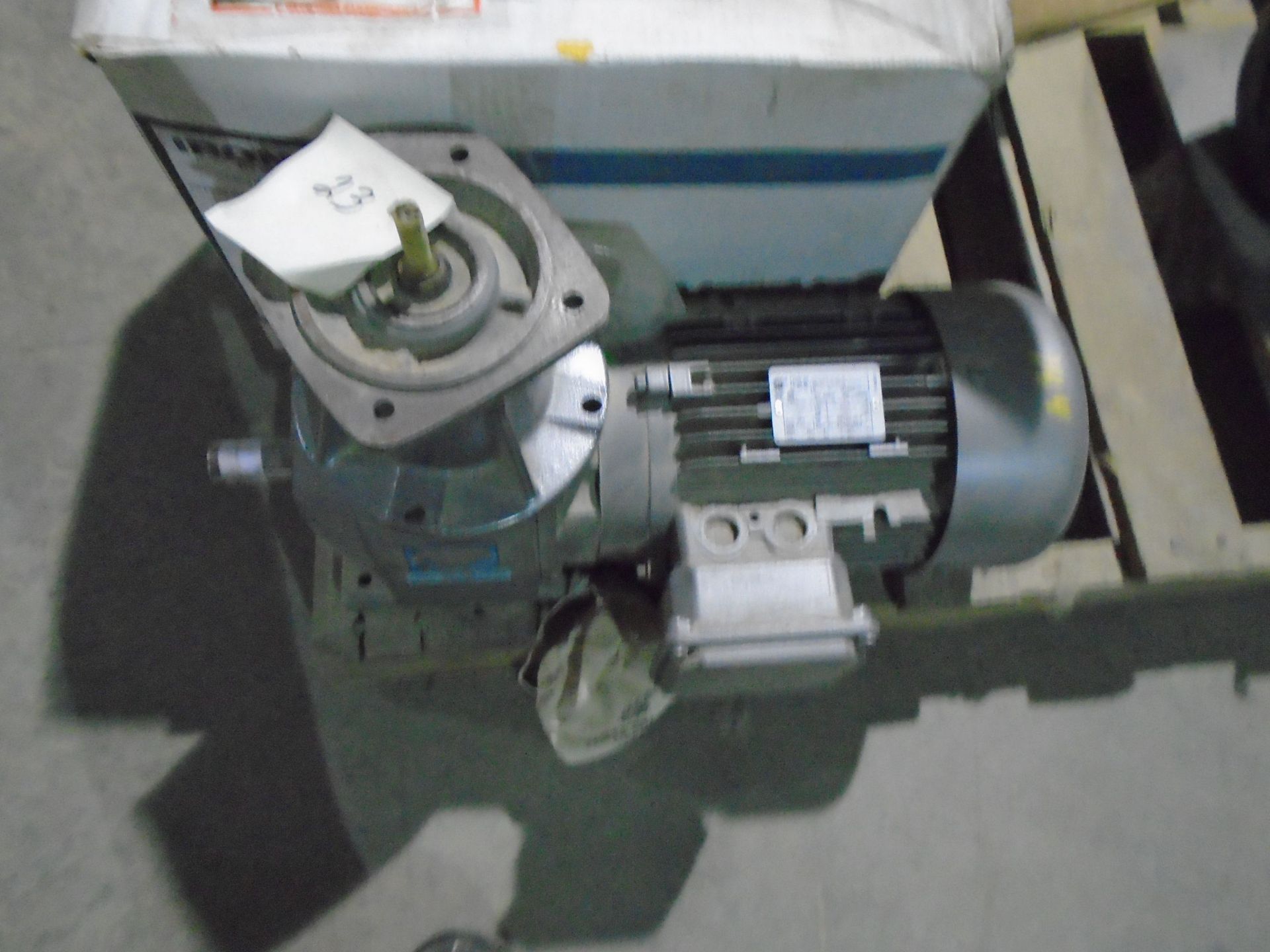 ELECTRIC MOTORS ON SKID - Image 4 of 5