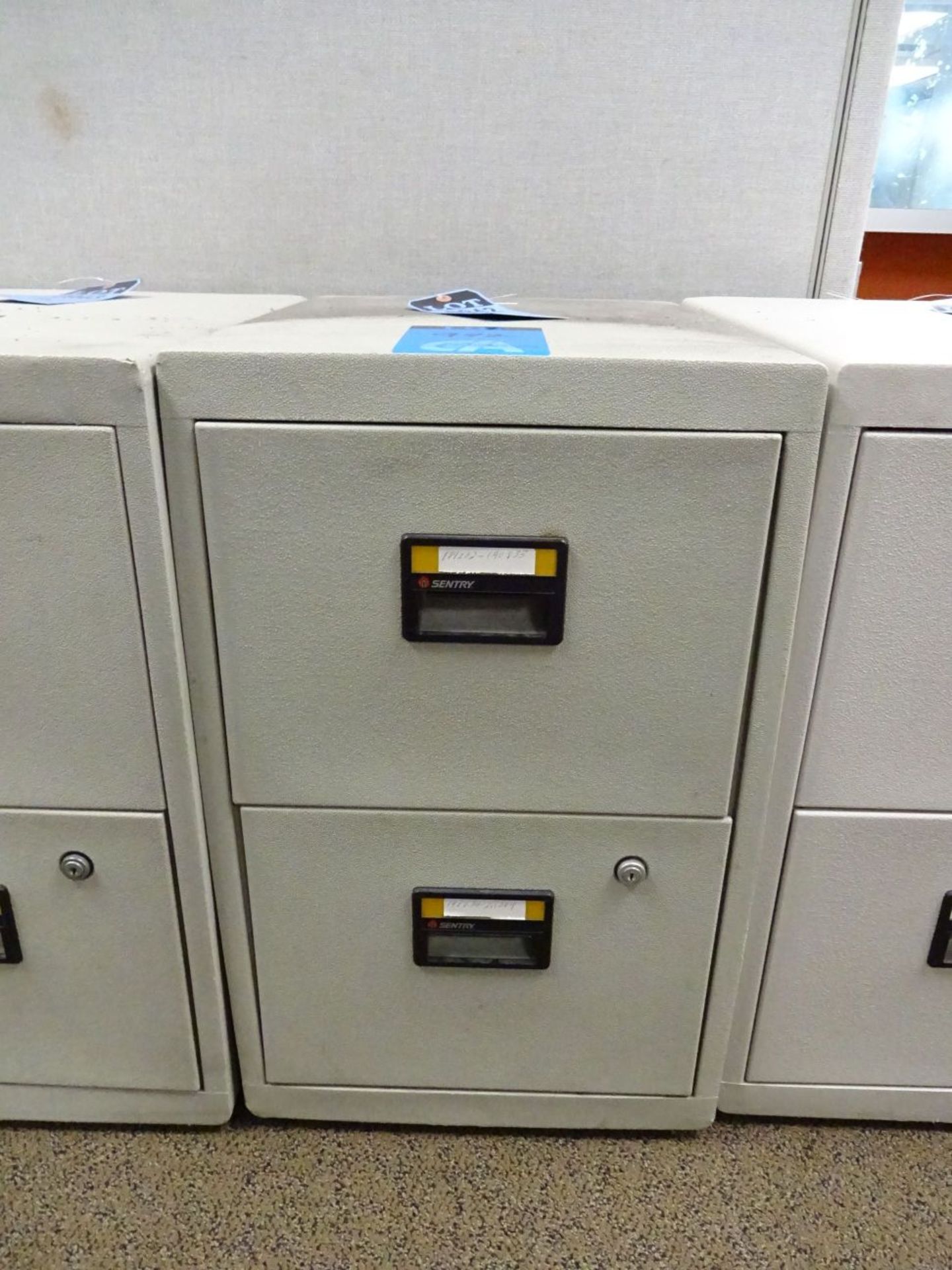 2-DRAWER SENTRY FIRE PROOF LETTER FILE CABINET