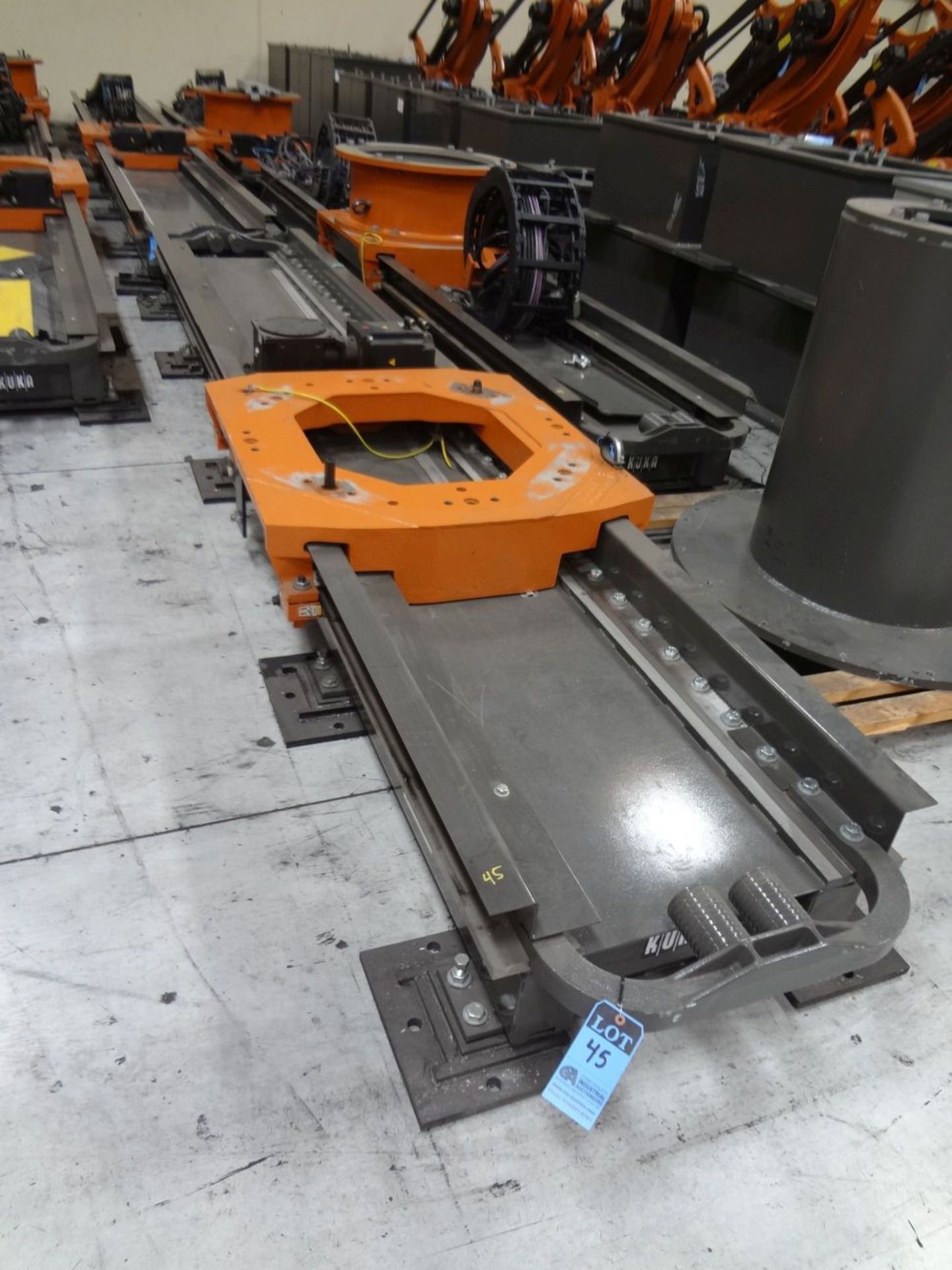 18' KUKA MODEL KL1500/3 ROBOTIC LINEAR TRACK (NEW 2010) - LOCATED AT 430 N. 47TH AVE., PHOENIX, AZ