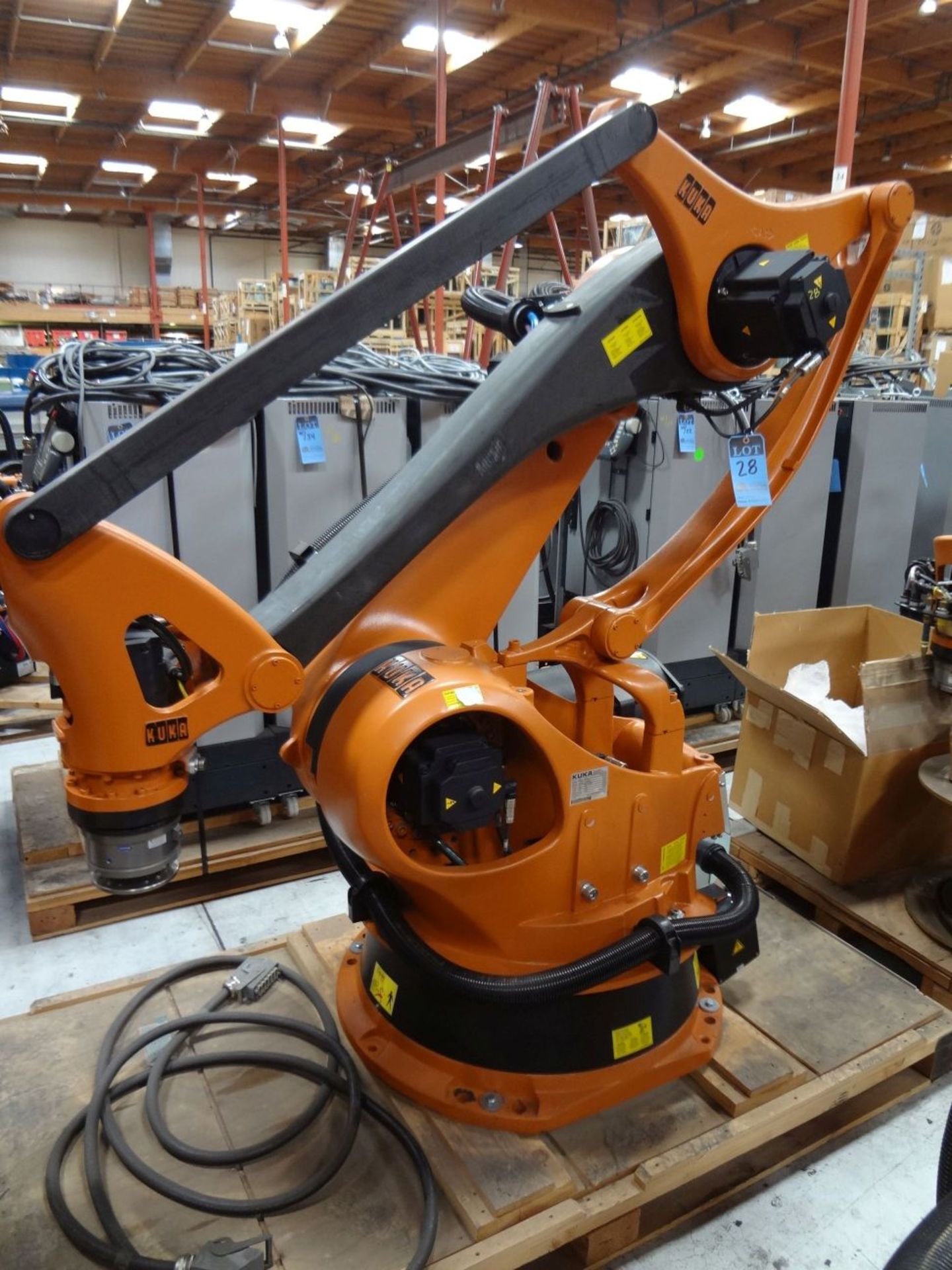KUKA MODEL KR100-2PA 6-AXIS ROBOT; S/N 941639, KRC2 ROBOTIC CONTROLS; S/N N/A, WITH PENDANT (NEW
