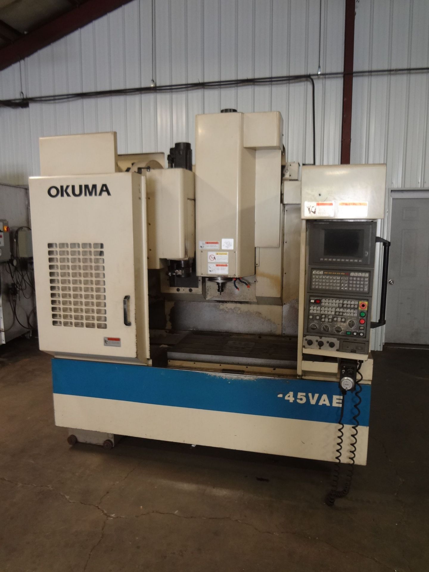 OKUMA MODEL MX-45VAE CNC VERTICAL MACHINING CENTER; S/N 09039014, OKUMA OSP700L CNC CONTROL,