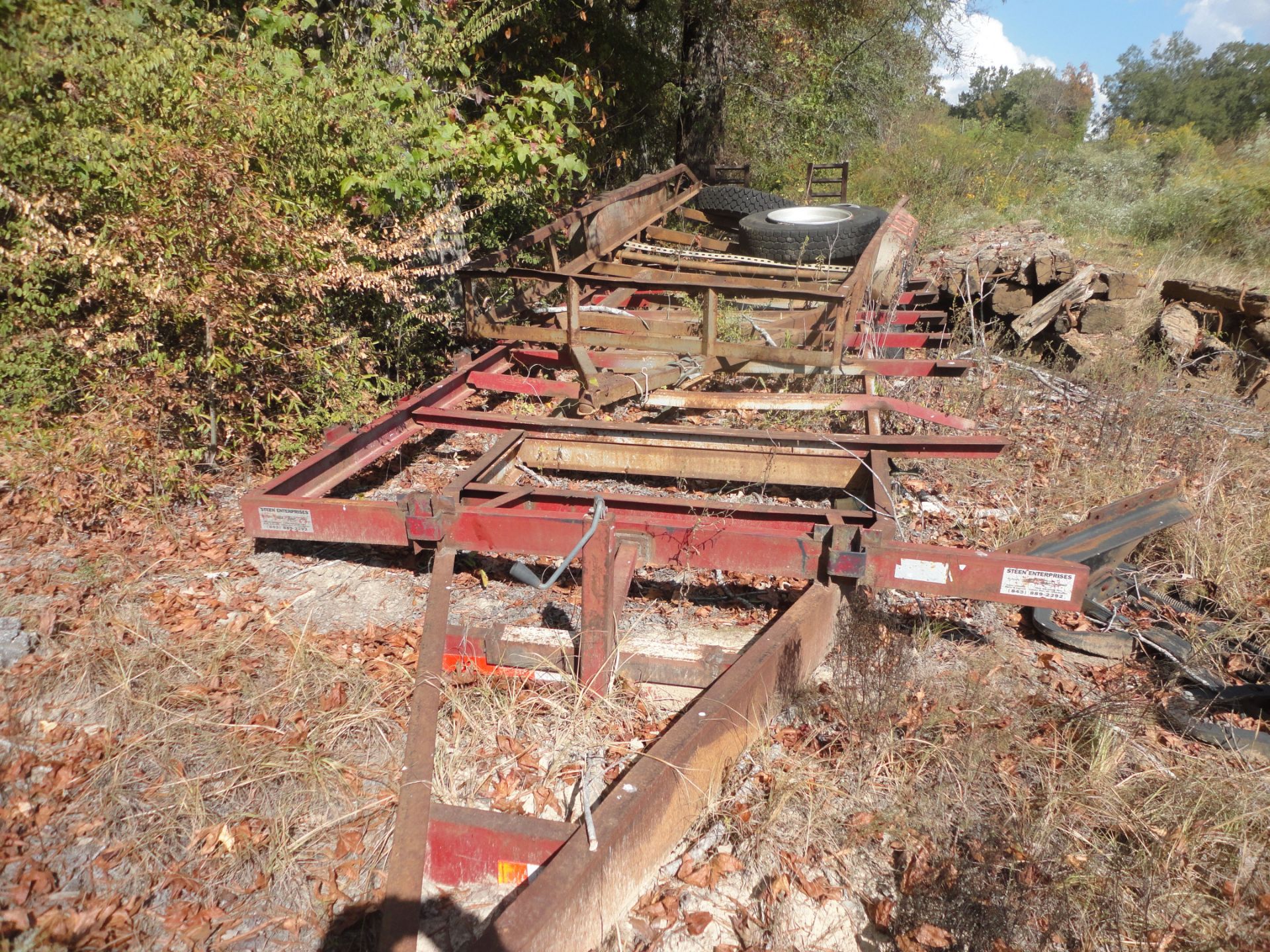 (LOT) (3) HITCH TRAILERS TANDEM AXLE OUT OF SERVICE UTILITY TRAILERS - Image 4 of 4