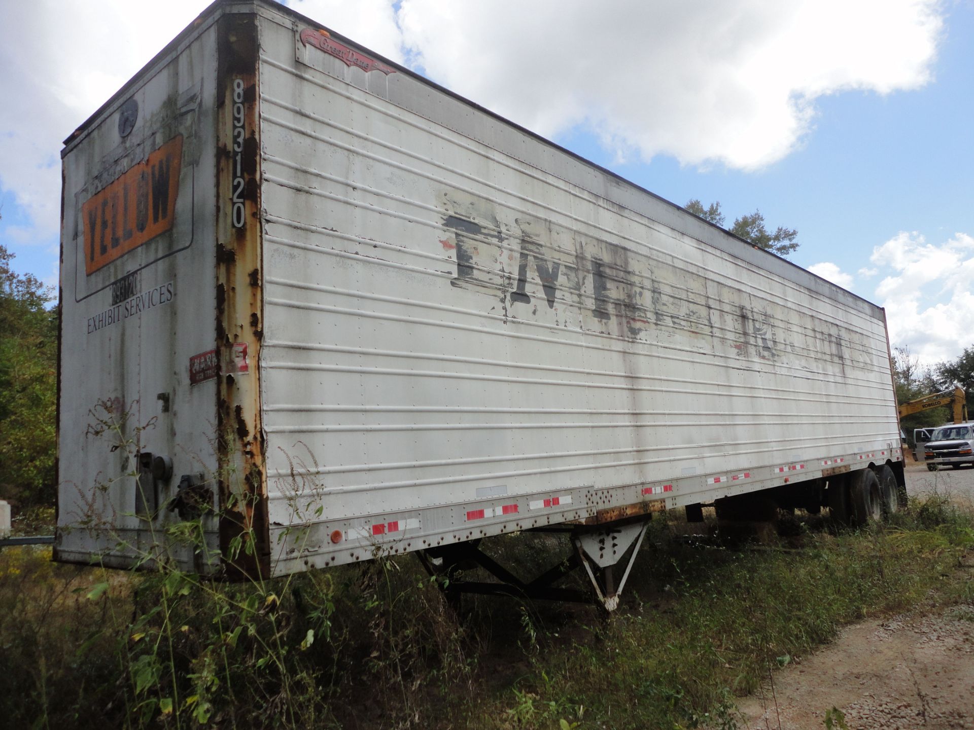 96" X 45' GREAT DANE TANDEM AXLE ALUMINUM SIDED SWINGING DOOR BOX TRAILER; VIN #