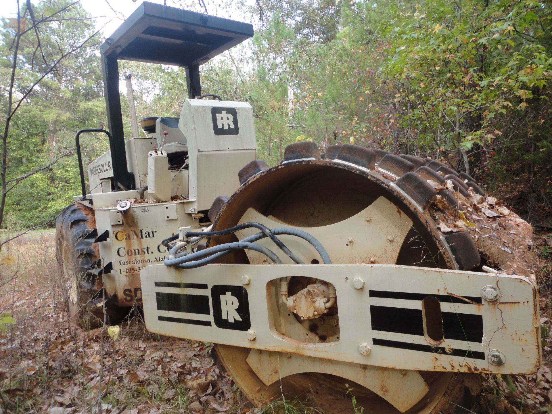 86" INGERSOLL RAND MODEL SD-100F DRUM SHEET FOOT ROLLER COMPACTOR; S/N 1271, CUMMINS DIESEL, HOURS - Image 4 of 9