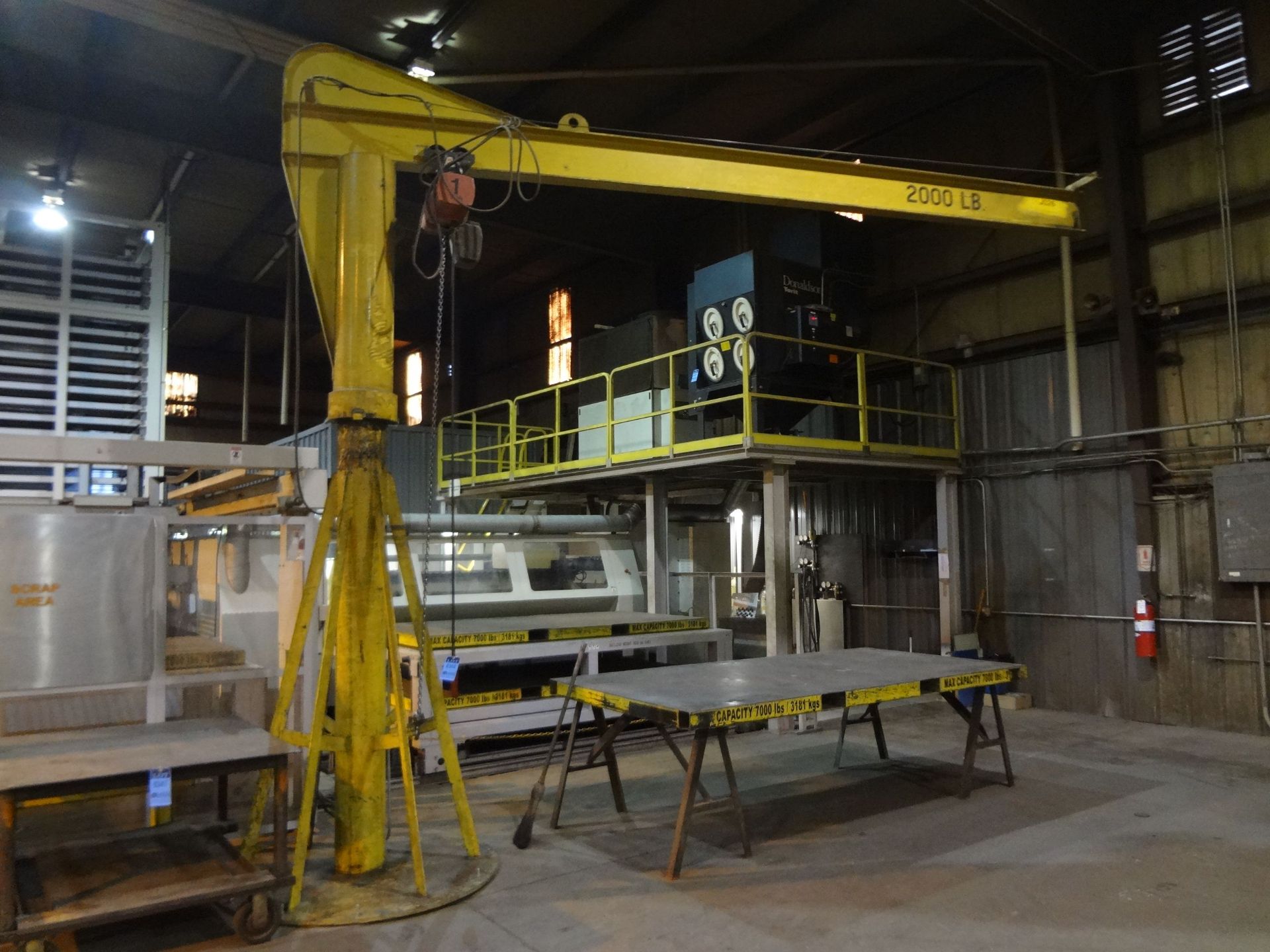 1 TON X 16' ARM X 182" COLUMN ROTATING JIB CRANE W/ 1 TON DAYTON ELECTRIC CHAIN HOIST