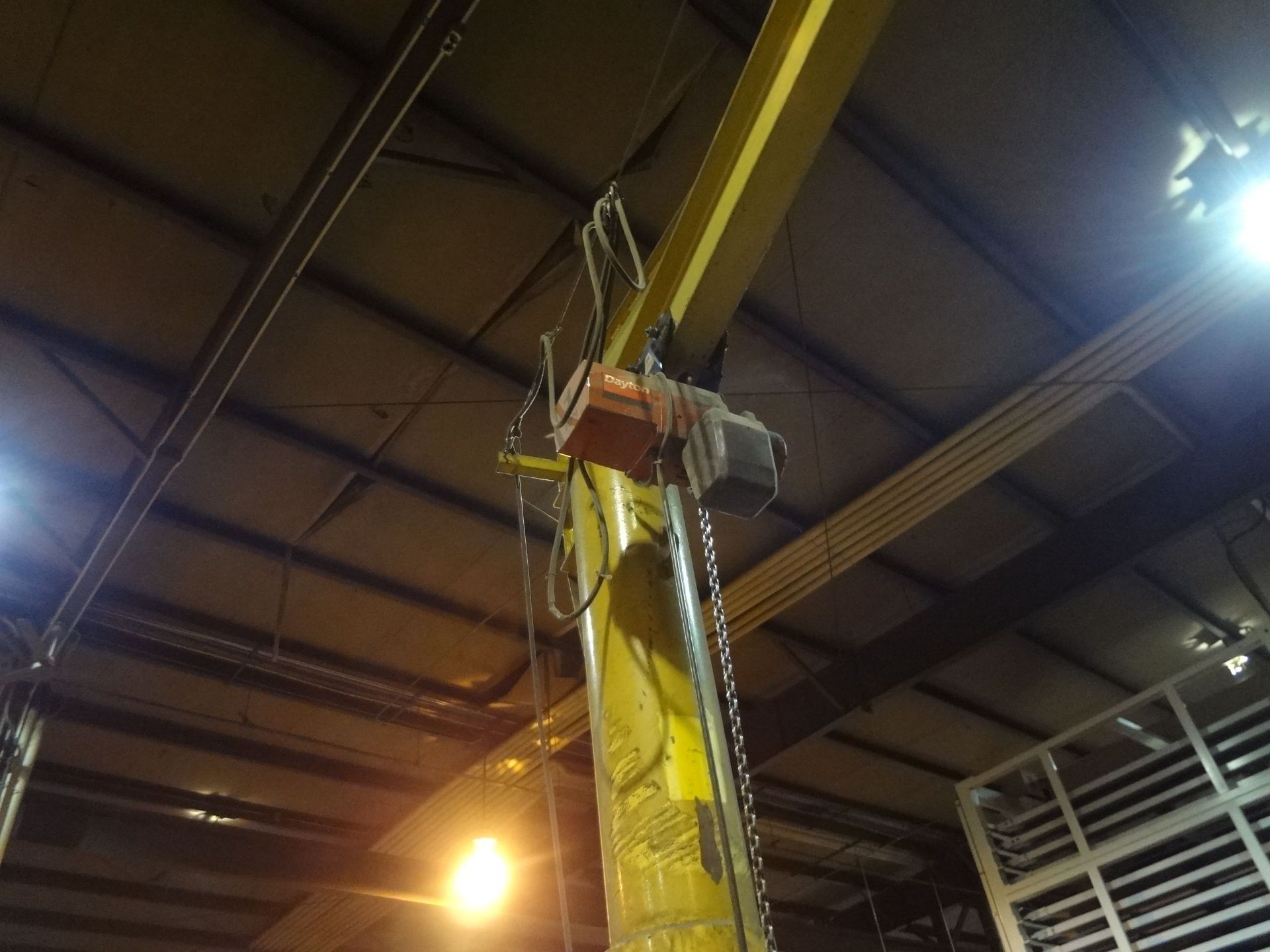 1 TON X 16' ARM X 182" COLUMN ROTATING JIB CRANE W/ 1 TON DAYTON ELECTRIC CHAIN HOIST - Image 2 of 2