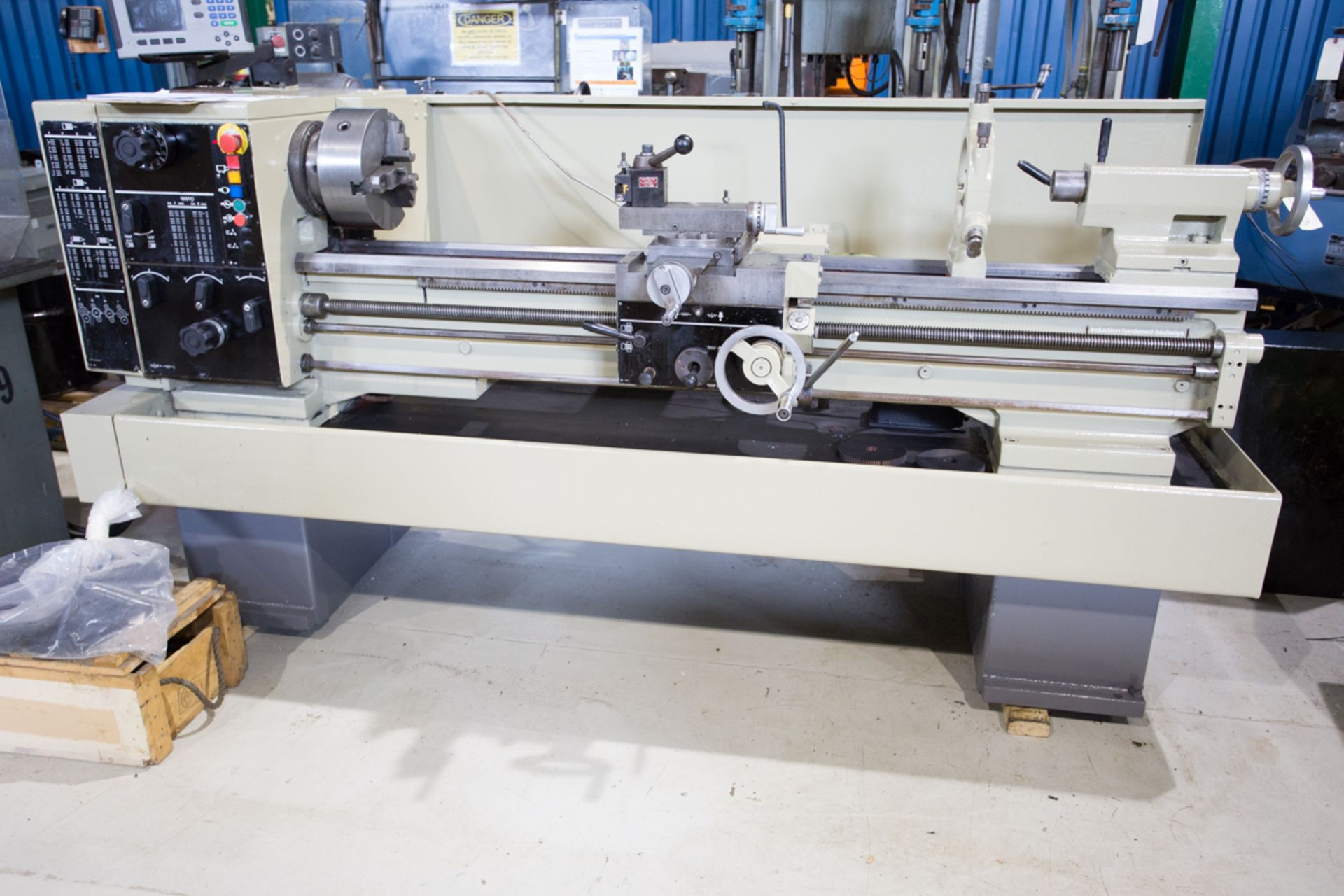 HARRISSON LATHE MOD. M350, 15" SWING X 60", ACU-RITE DRO, 575 VOLTS