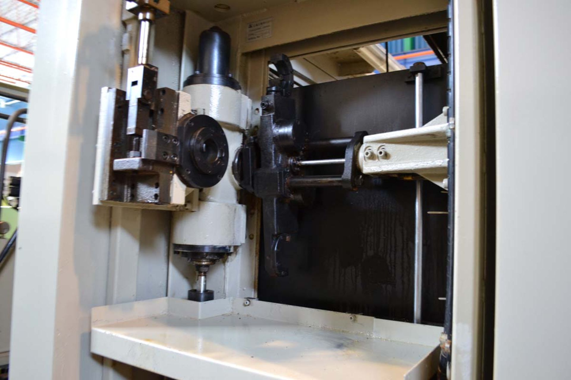 MITSUI SEIKI CNC HORIZONTAL MACHINING CENTER MOD. HT3A, PALLET SIZE (2): 15.7 IN. X 15.7 IN. - Image 6 of 8