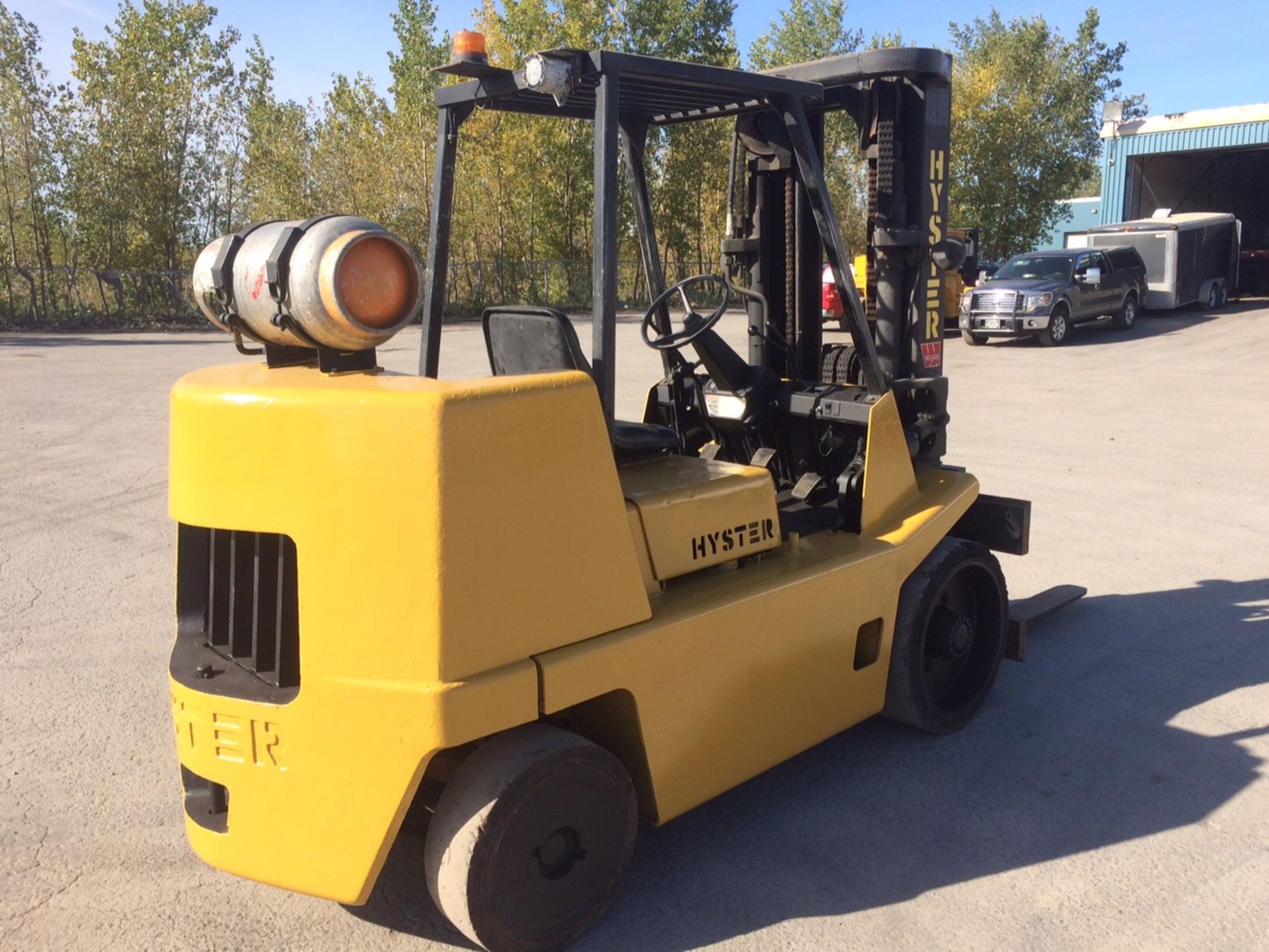HYSTER 15 000 LBS PROPANE FORKLIFT MOD. S155XL, 161" HEIGHT, 3286 HOURS, S/N: B024D04082T - Image 4 of 6