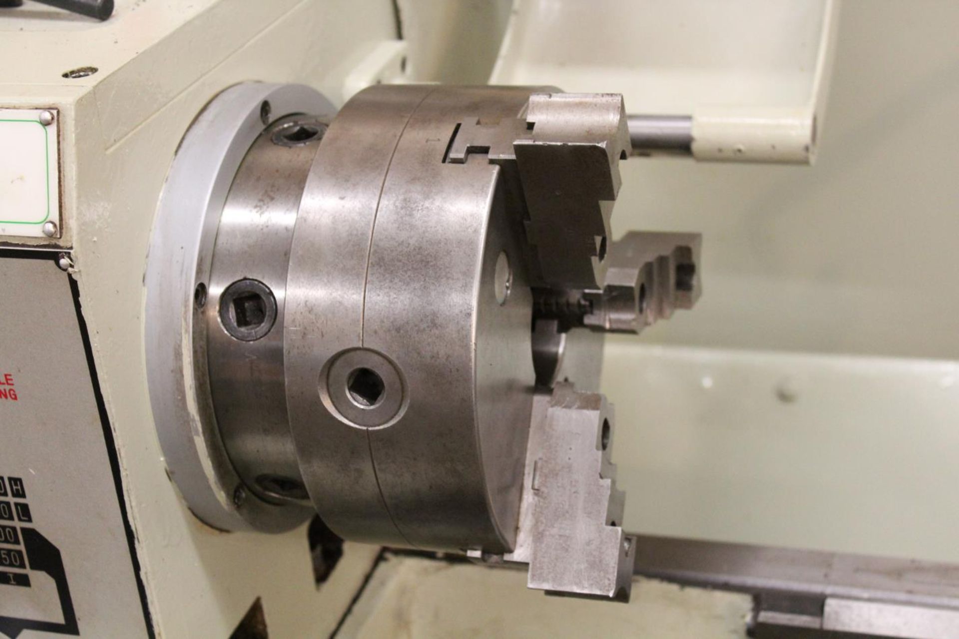 Victor 1640B Gap Bed Engine Lathe (video)  D1-6" Camlock Spindle, 2.06" HTS, in/mm Threading - Image 11 of 18