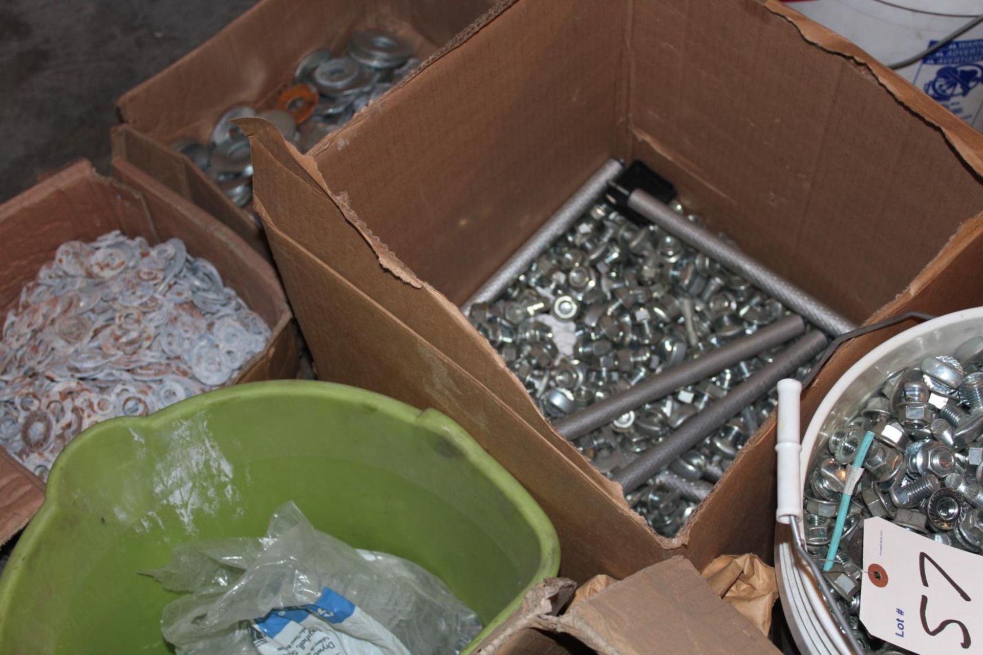 Pallet of Hardware - Image 6 of 6