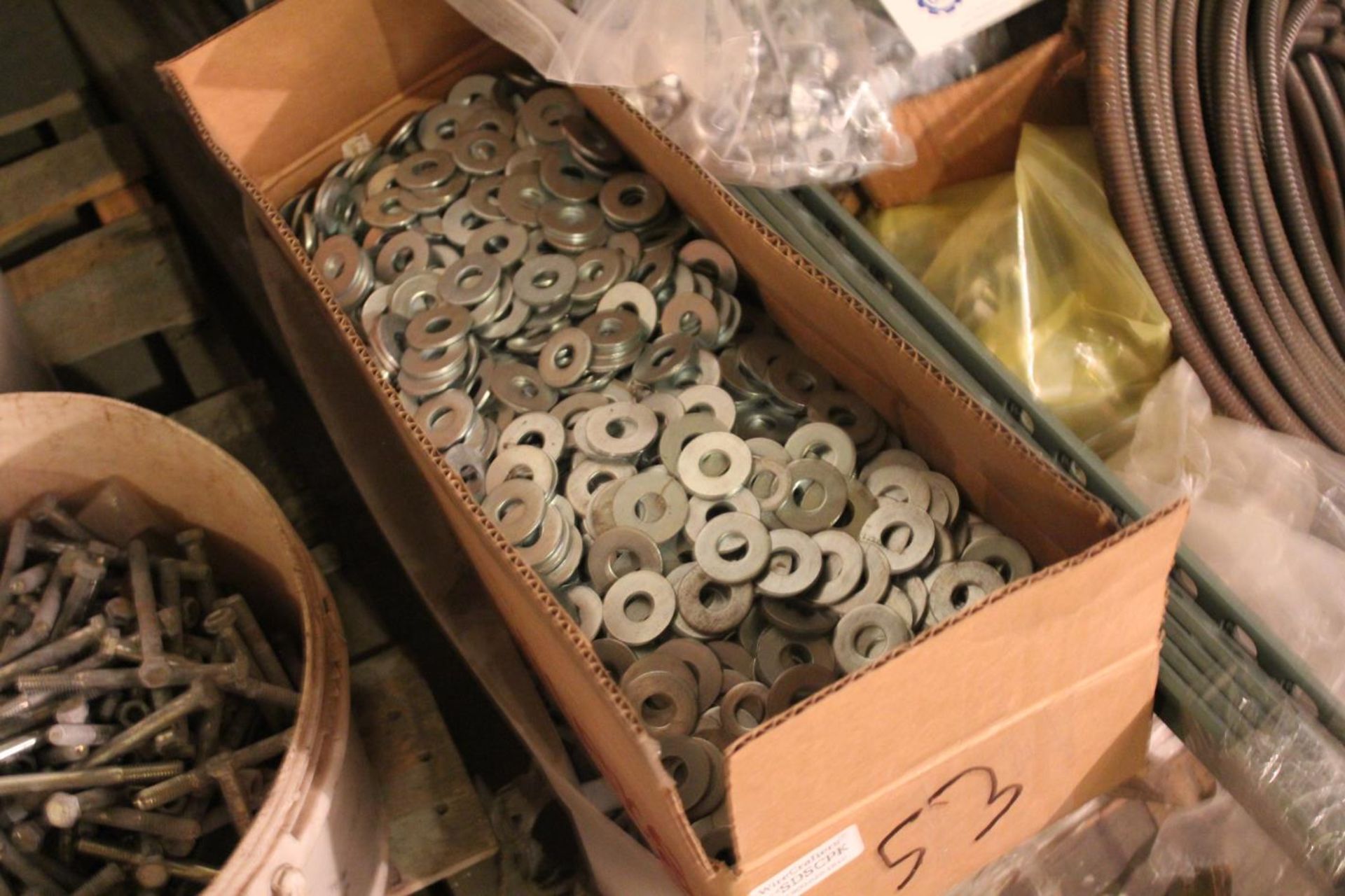 Pallet of Hardware - Image 3 of 3