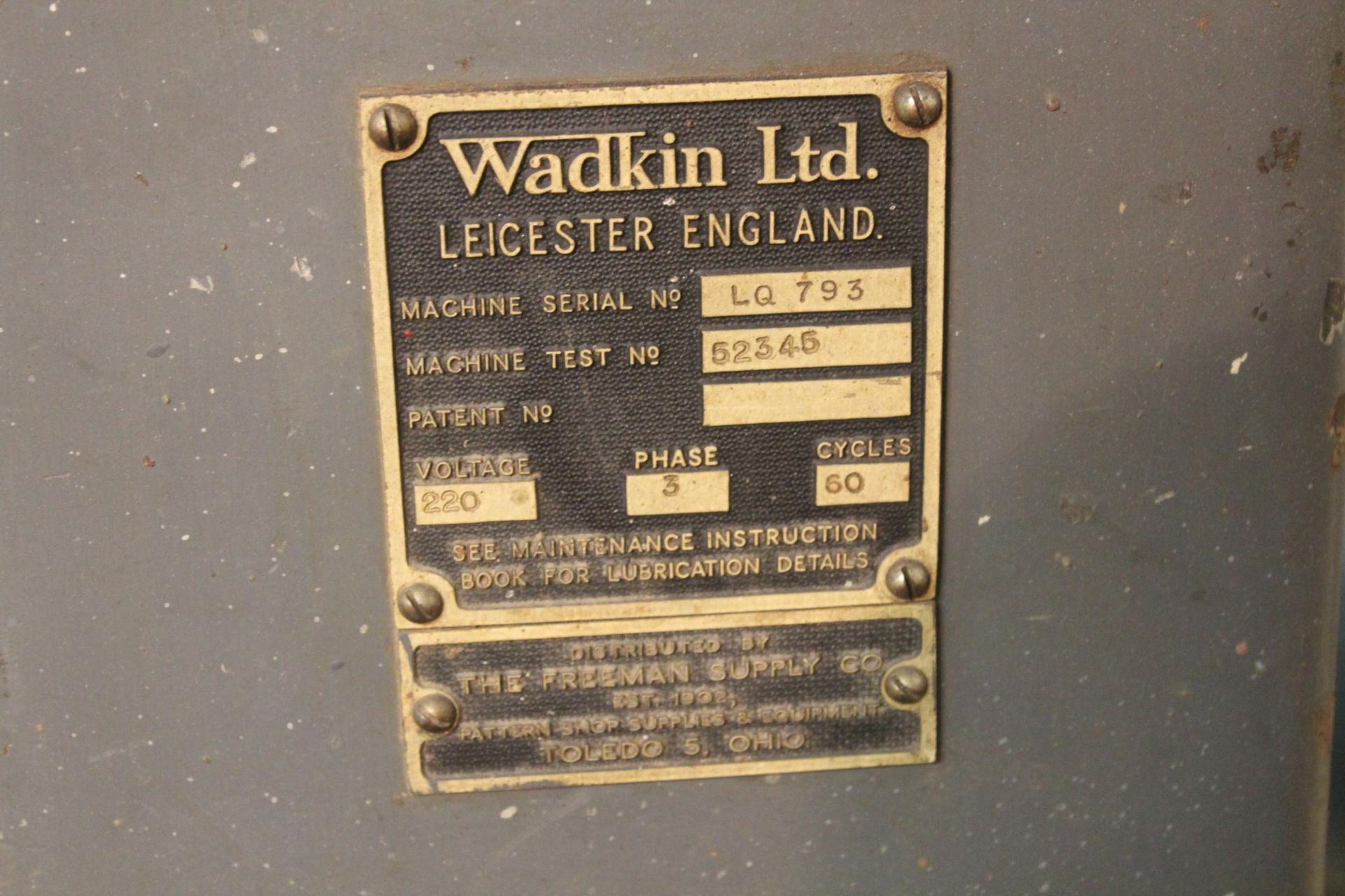 Wadkin L.Q. Pattern Mill Over Head Recessing Machine w/ Accessories & Manual. 19" x 33" Table, - Image 7 of 15
