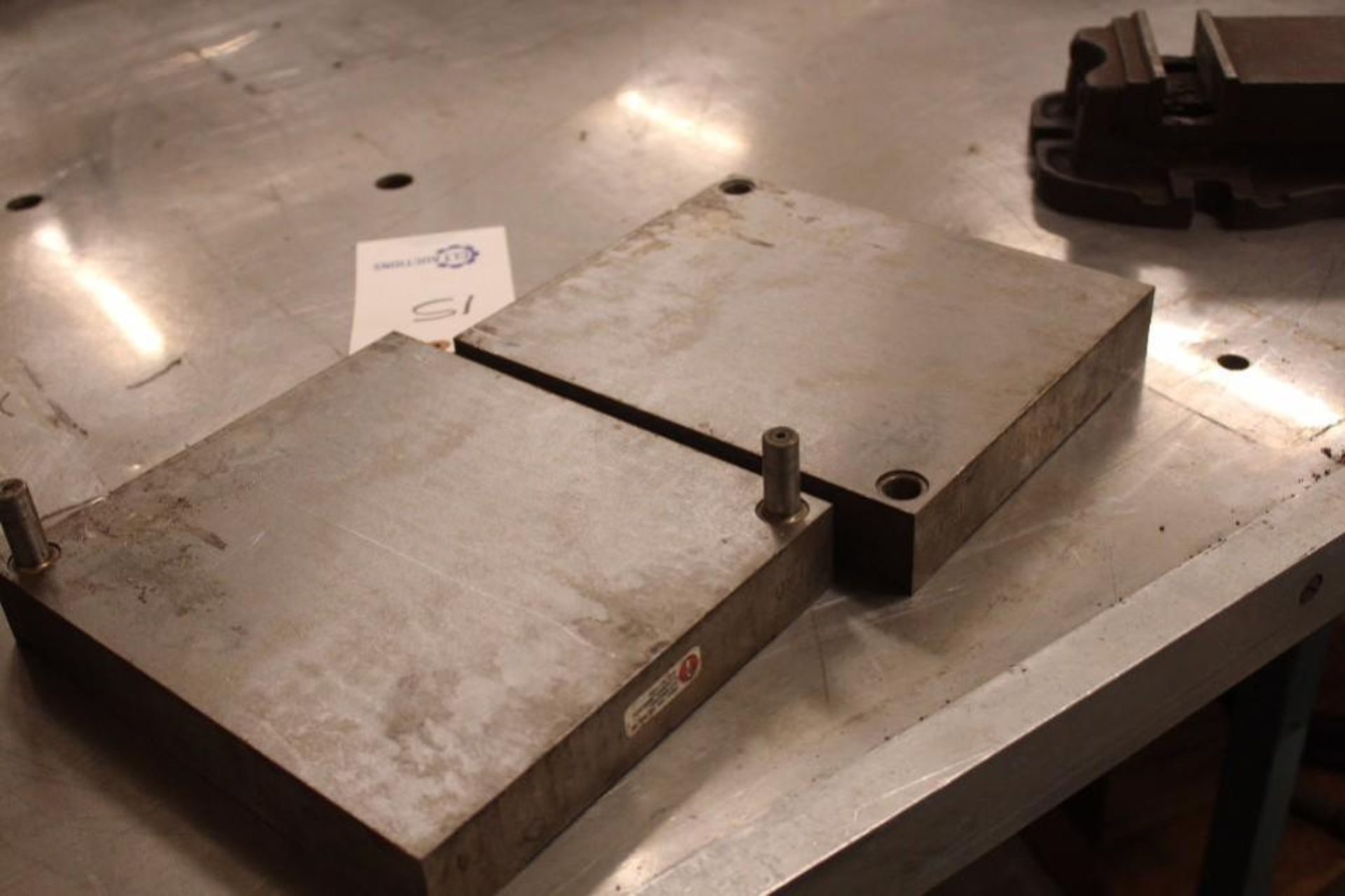 Cross tool press brake die 8" x 9" - Image 3 of 3