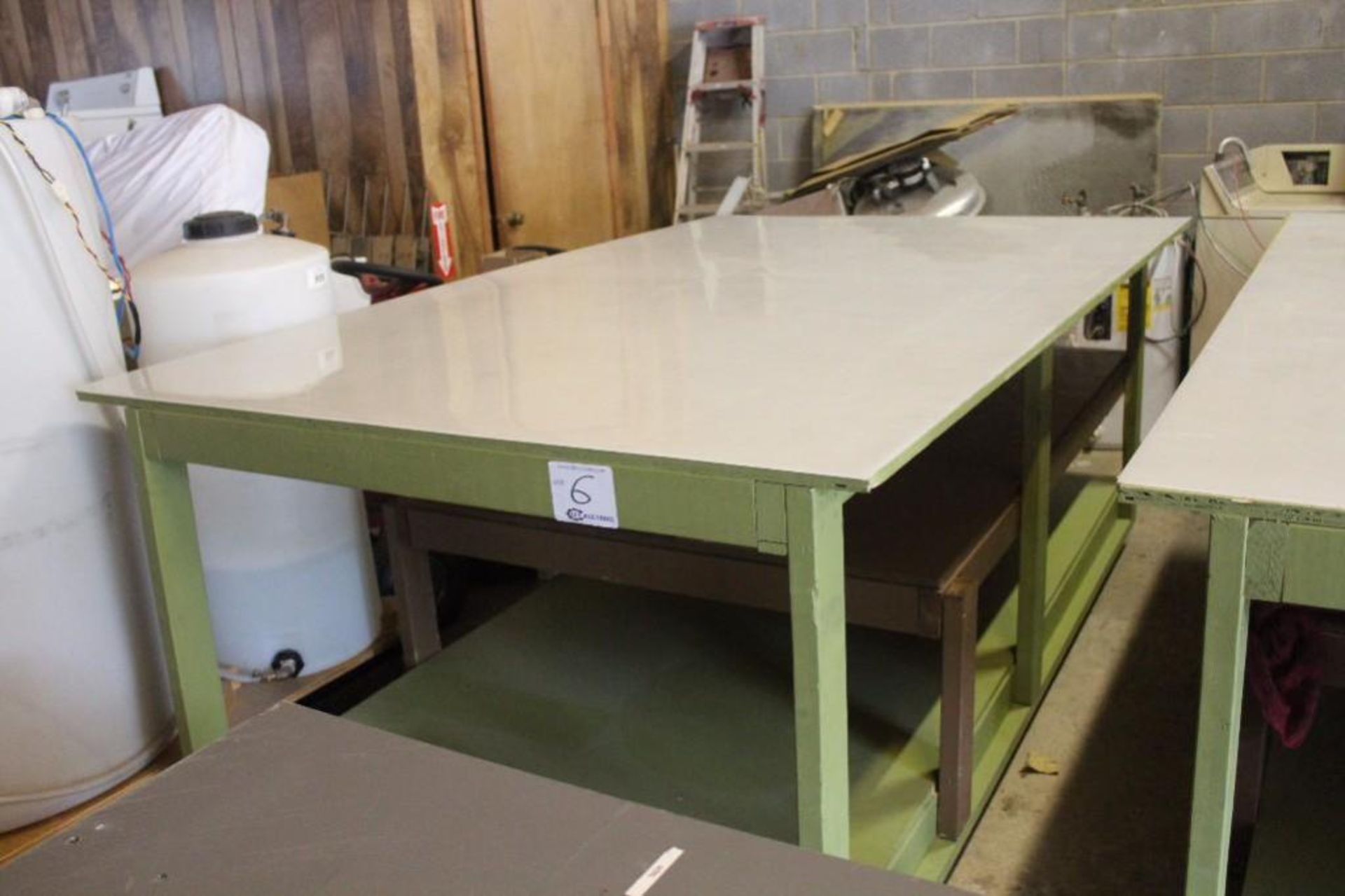 4' X 8' Work bench with plastic top