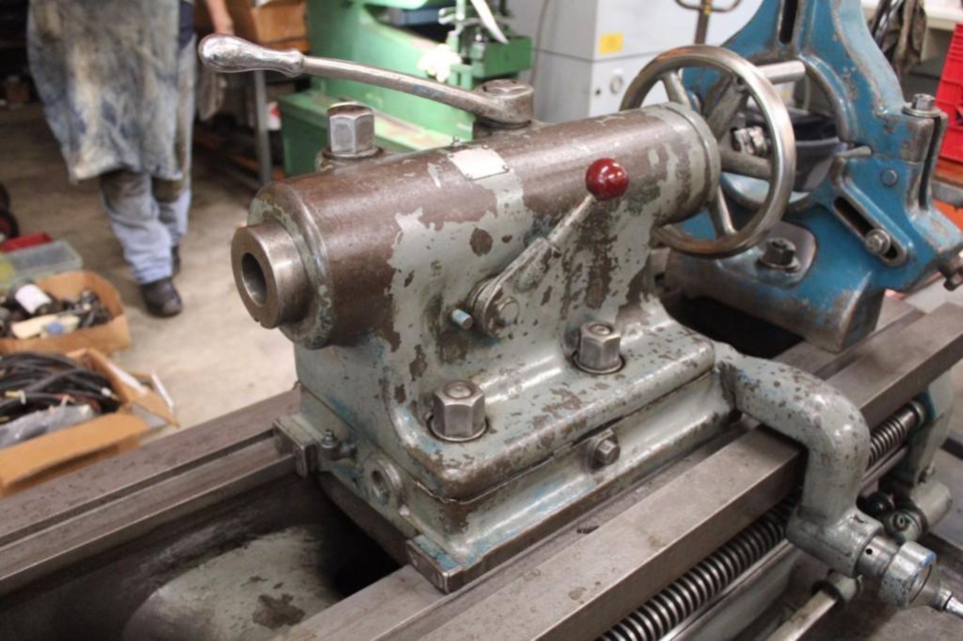 Lodge & Shipley 18"x 12' engine lathe. Quick change tool post, steady rest 3 and 4 jaw Chuck. 15 HP, - Image 8 of 25