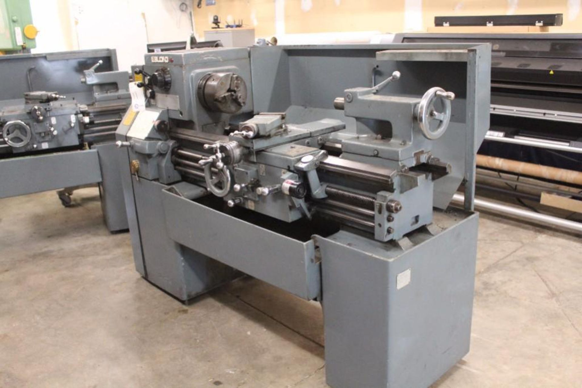 Leblond 15" x 32"Servo Shift Engine Lathe 2.25" HTS. Inch/Metric Treading & Dials Rohm 3 jaw chuck,2 - Image 2 of 16