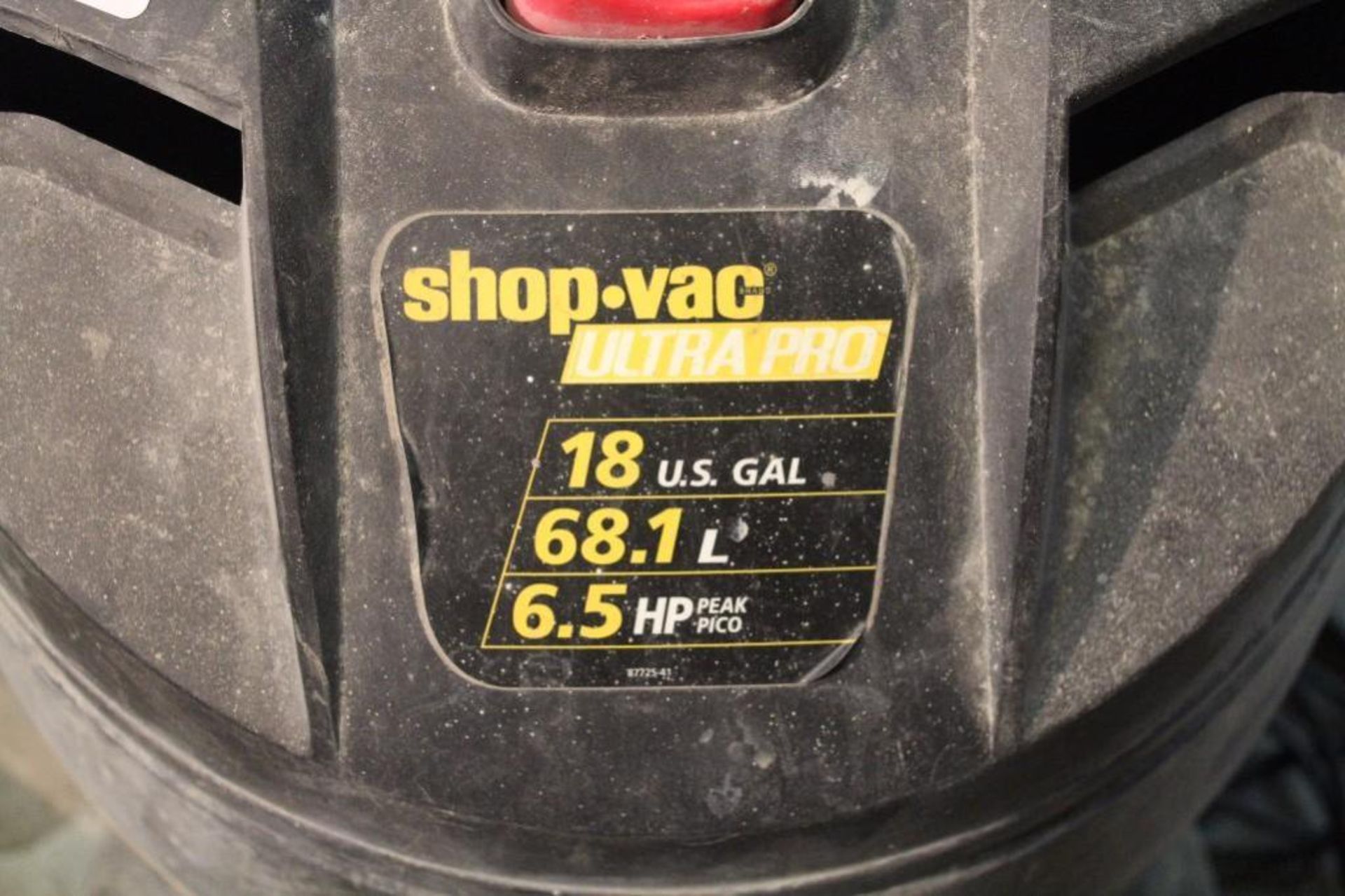 Ultra Pro Shop vac 18 gallons 6.5 hp - Image 2 of 2