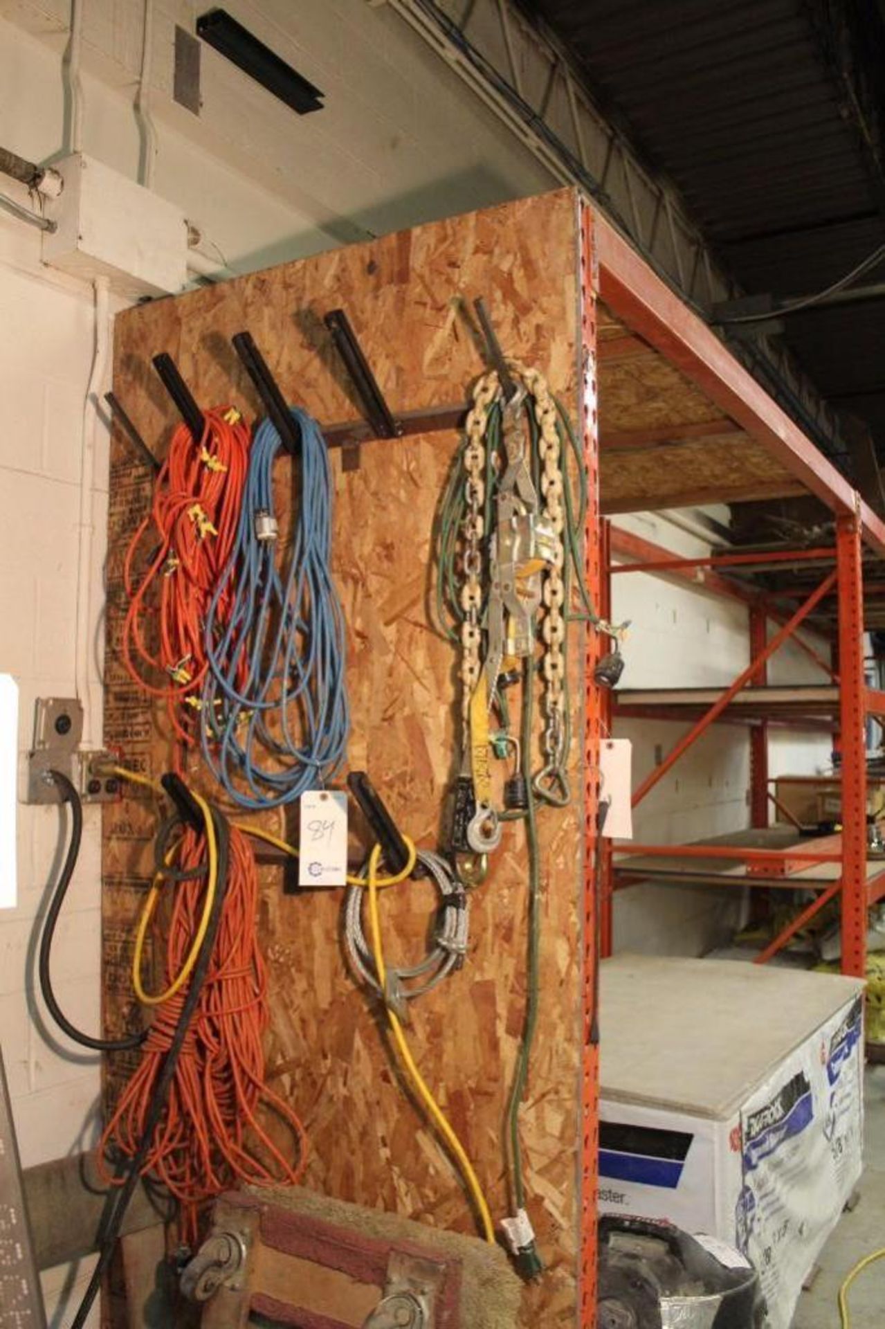 Extension cords, chain and come along - Image 2 of 2