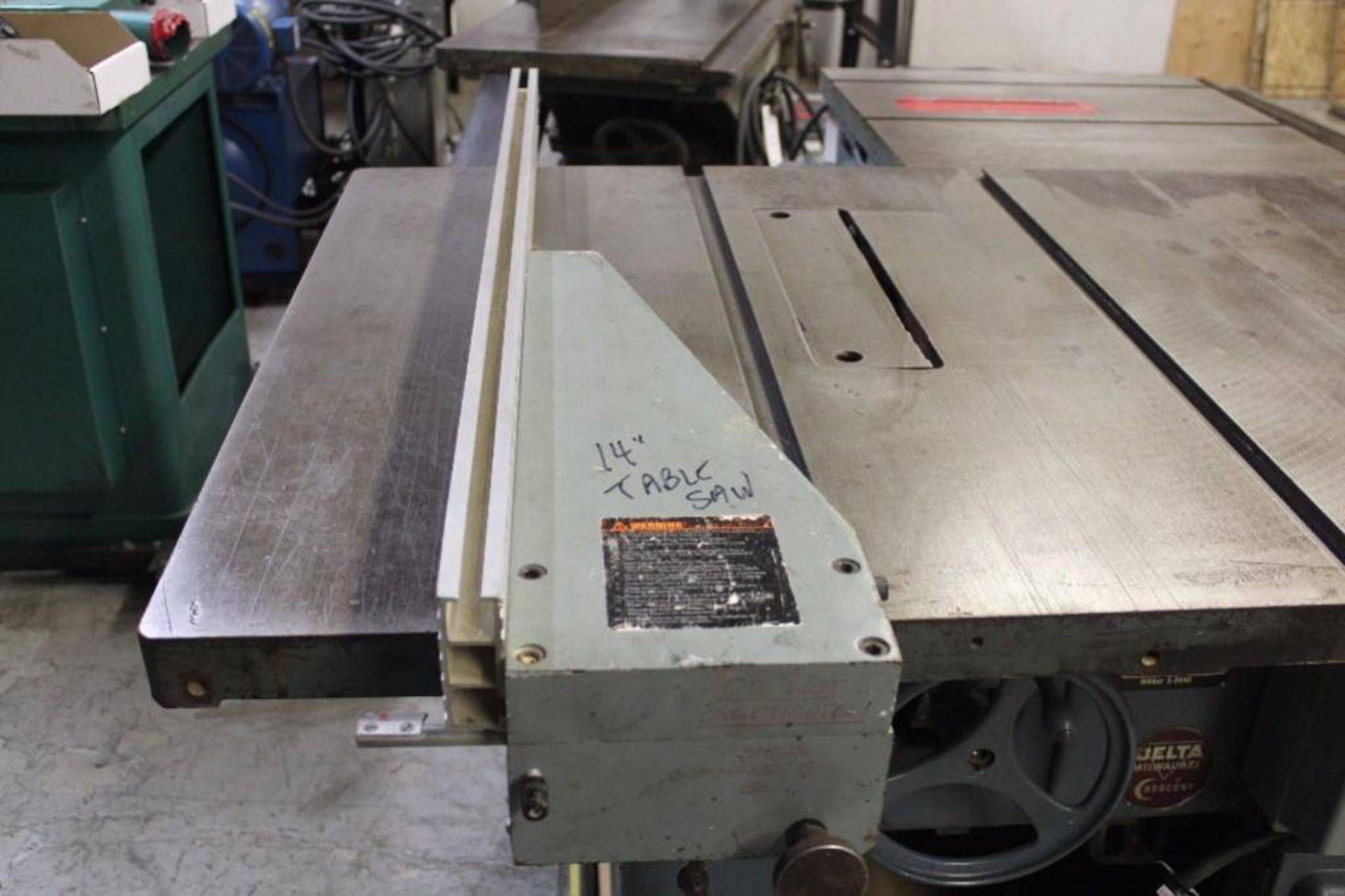 Delta Milwaukee 12/14 table saw Serial number : 6478 - A 230v/3ph - Image 4 of 9
