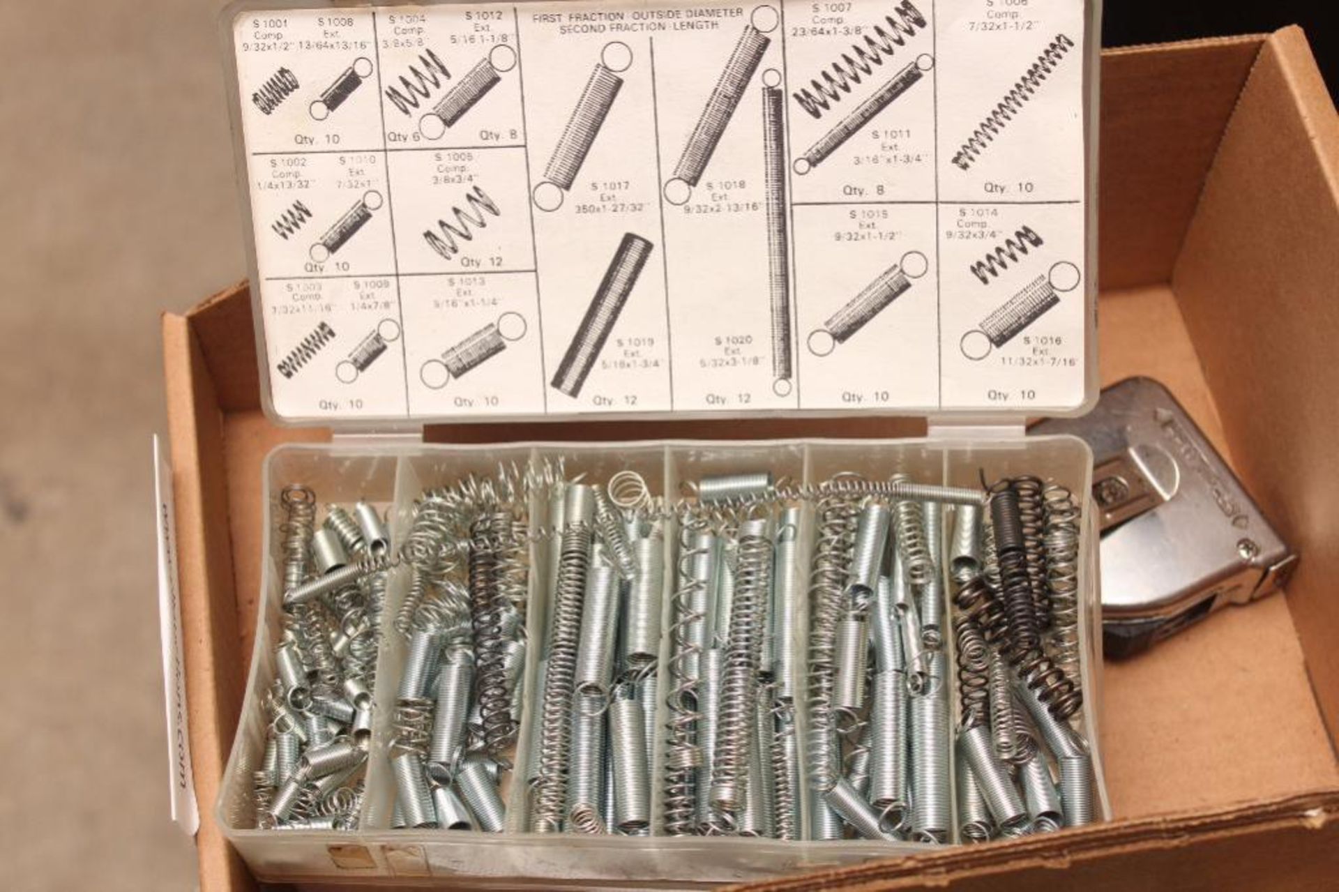 Hardware assortment kits - Image 3 of 3