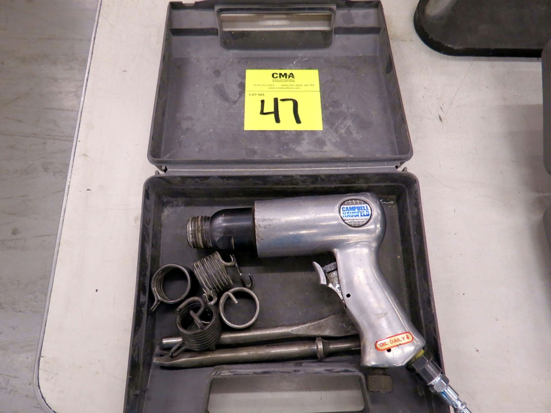 Cambell Hausfeld pneumatic air chisel/hammer