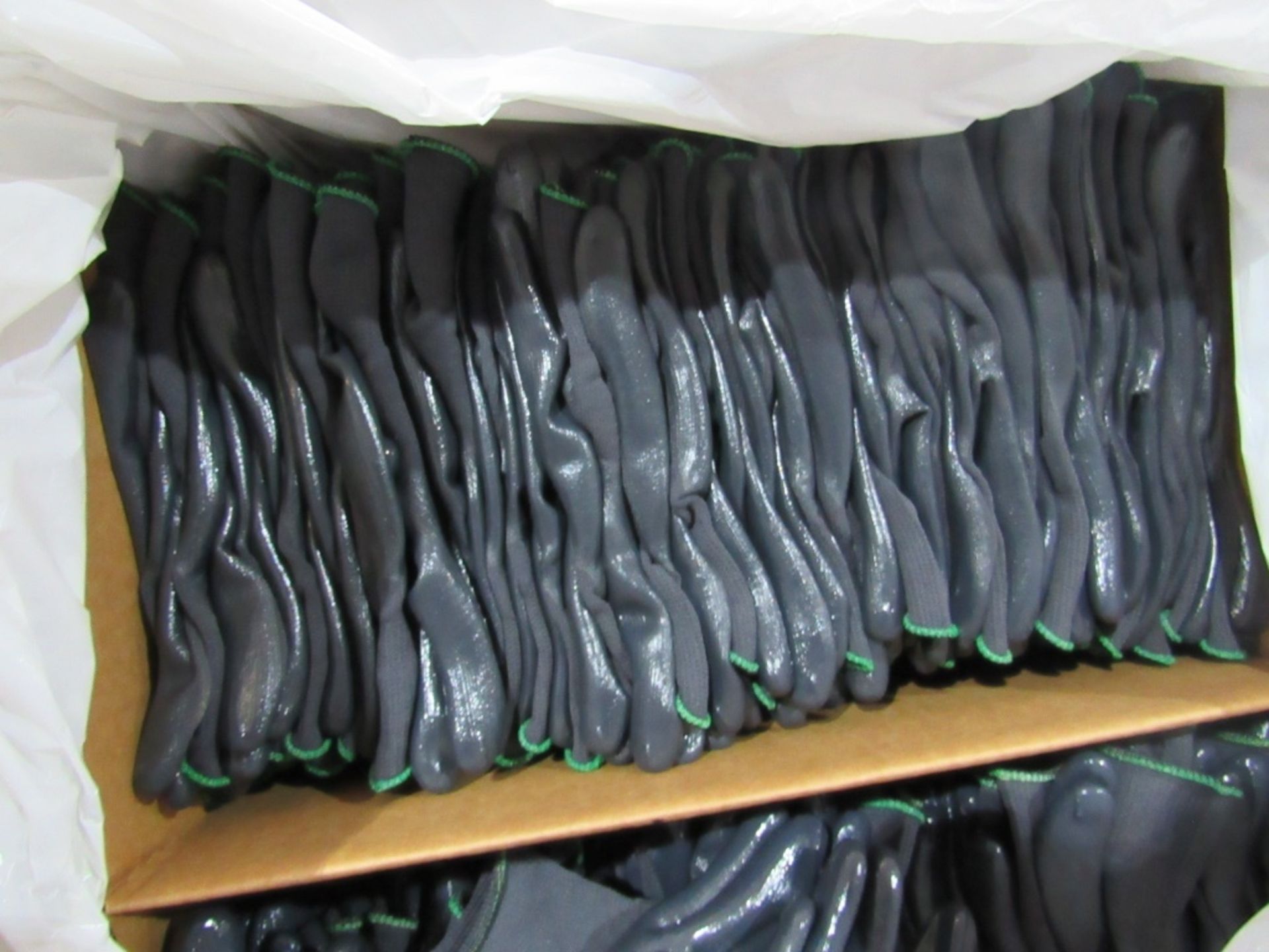 (Approx qty - 120) Pairs of Non-Slip Gloves- - Image 3 of 4