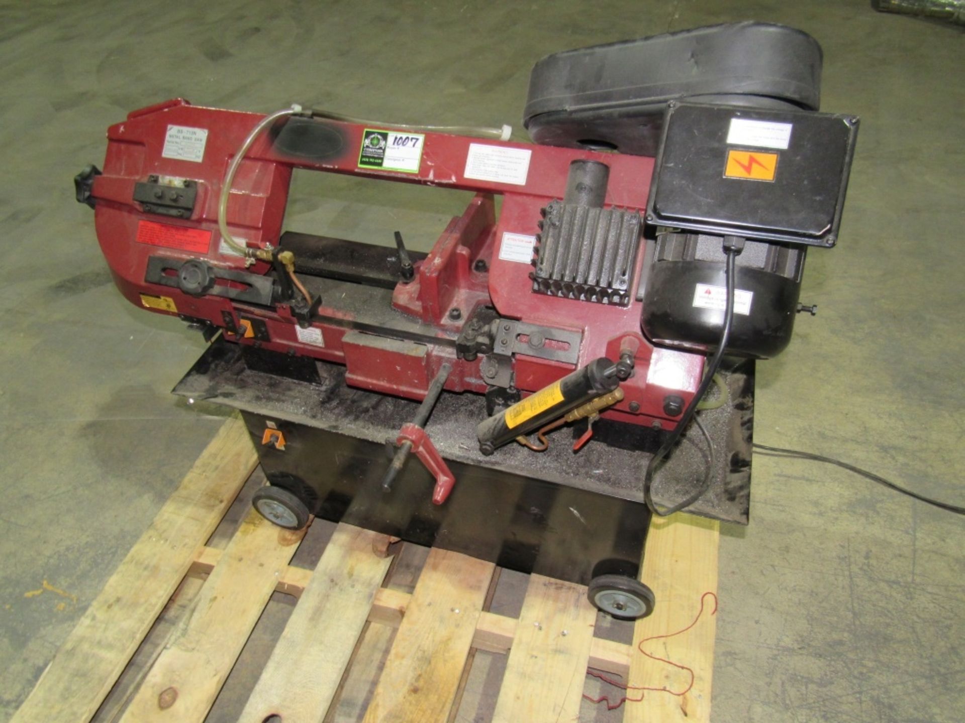 Metal Band Saw- MFR - Unknown Model - BS-712N 115/230 Volts 11 kW 1 Phase **Powers on and Motor