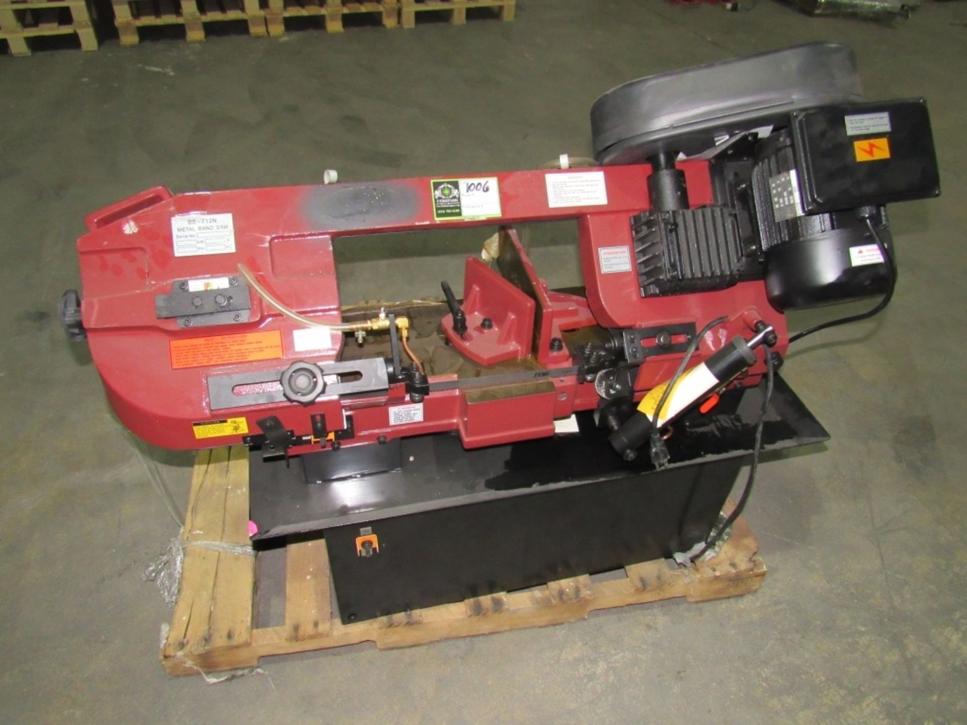 Metal Band Saw- MFR - Unknown Model - BS-712N 115/230 Volts 11 kW 1 Phase **Powers on and