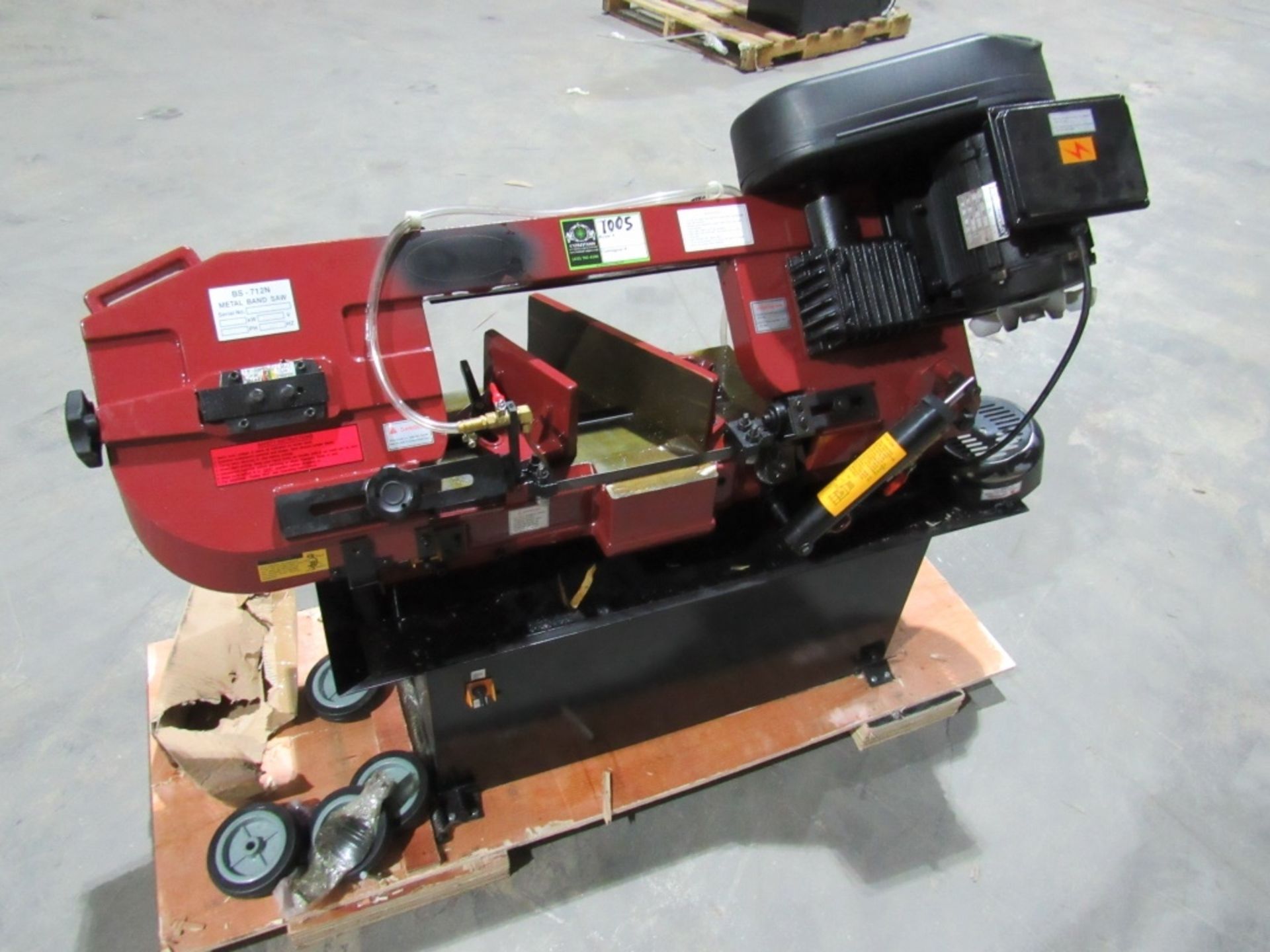 Metal Band Saw- MFR - Unknown Model - BS-712N 115/230 Volts 11 kW 1 Phase **Powers on and Operates**