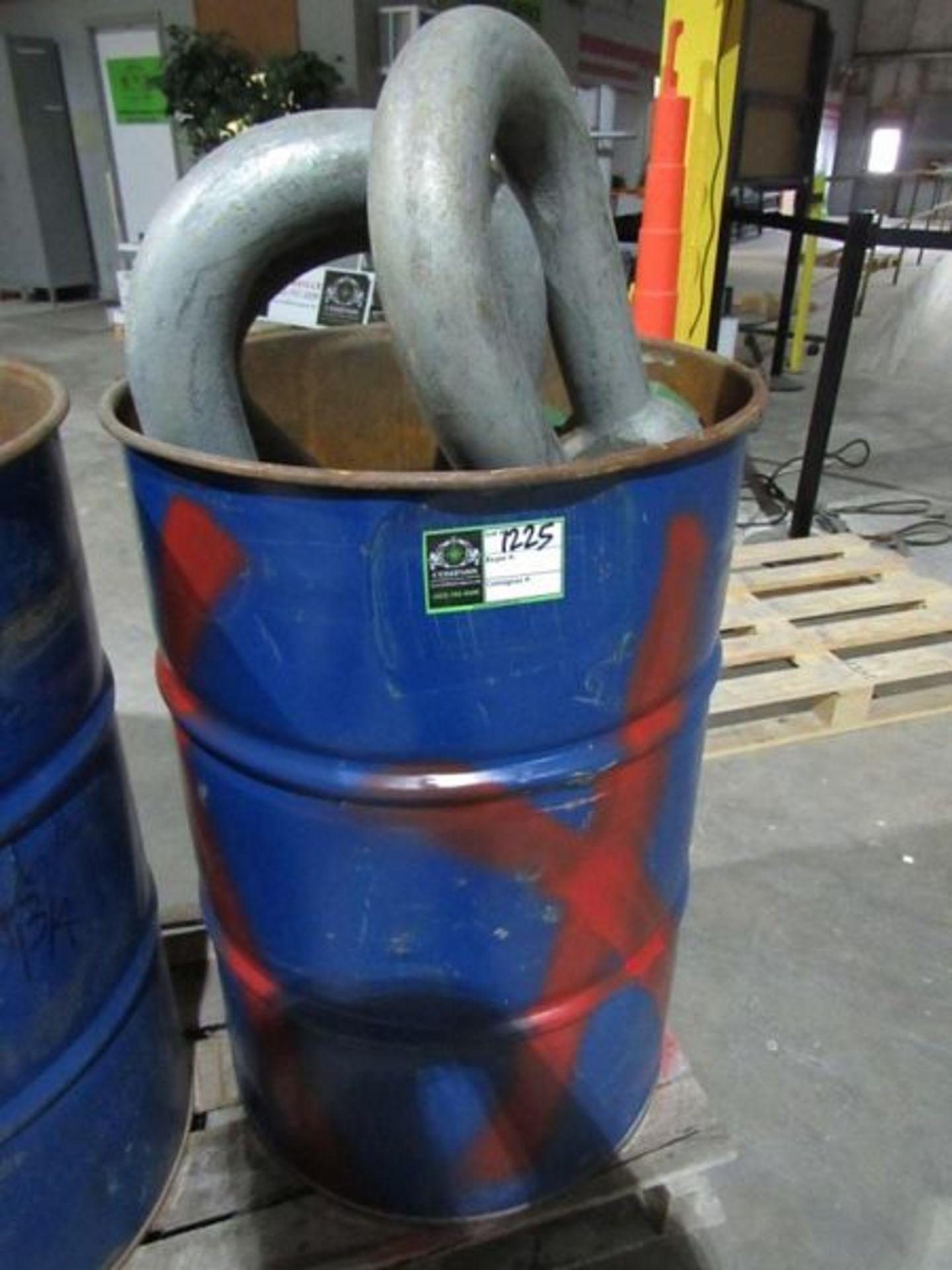 (approx qty - 10) Heavy Duty Shackles- MFR - Holland 65 Ton (1) 55 Gal Drum - Image 9 of 11