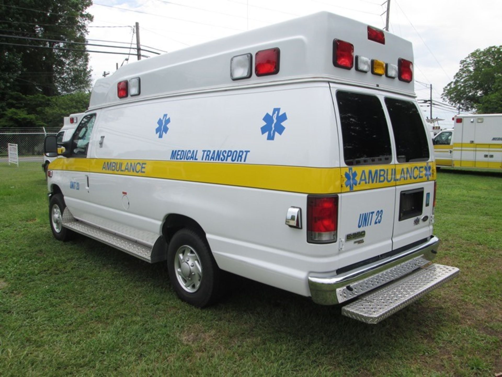 2014 FORD E-350 5.4L GAS 62,911 MILES McCOY MILLER VAN AMBULANCE VIN# 1FDSS3EL3EDA38907 - Image 4 of 6