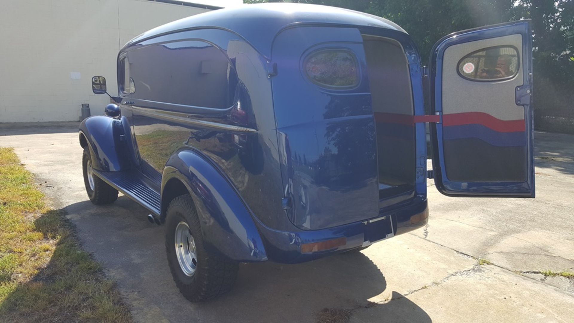 1939 CHEVROLET 3/4 TON PANEL TRUCK 4WD FULL MODERN CUSTOM - Image 7 of 10