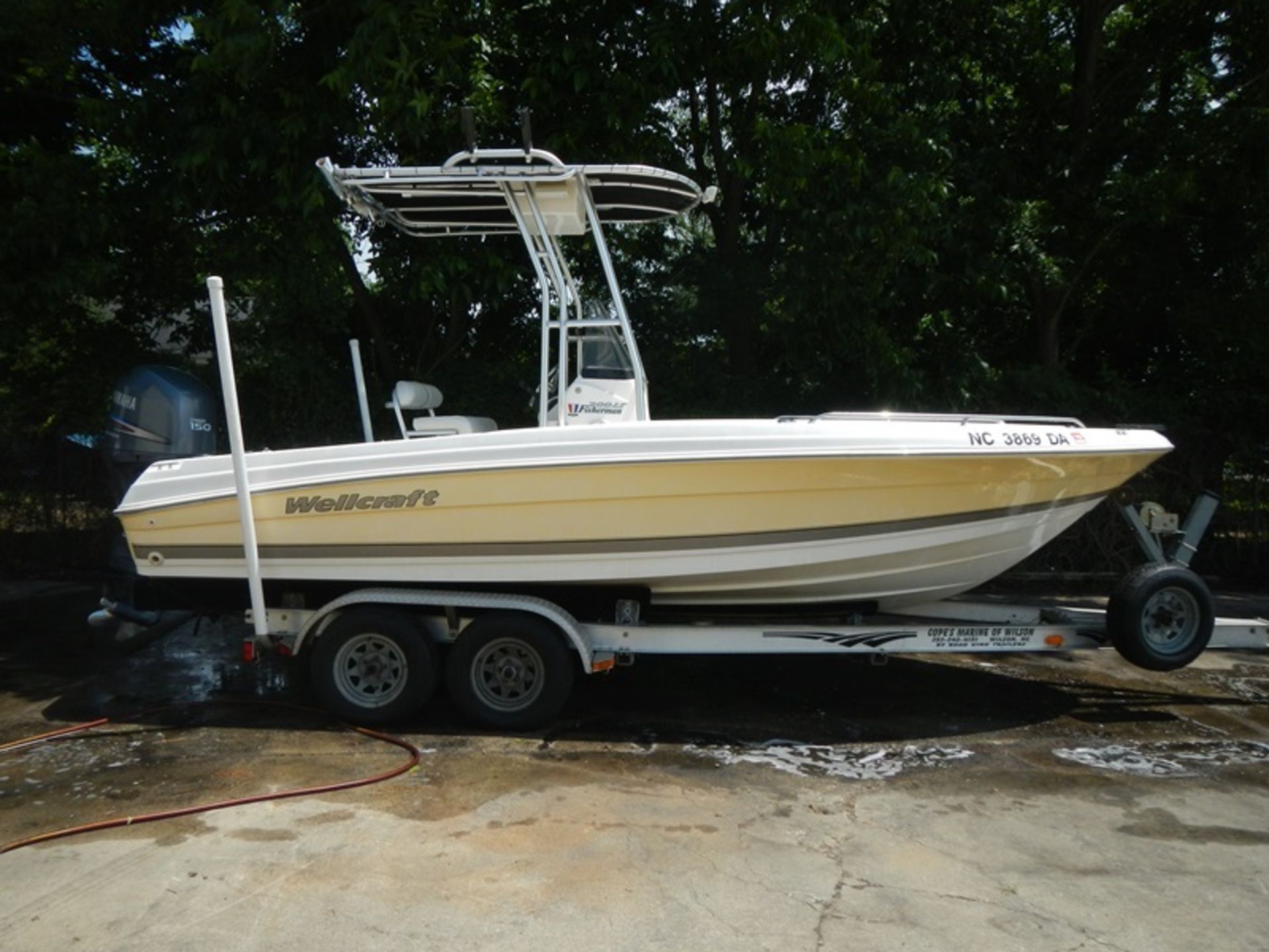 2004 FISHEMAN 200LT CC BOAT VIIN# WELCRA21J405 2005 YAMAHA 150 4 STROKE 2005 ROAD KING TRAILER