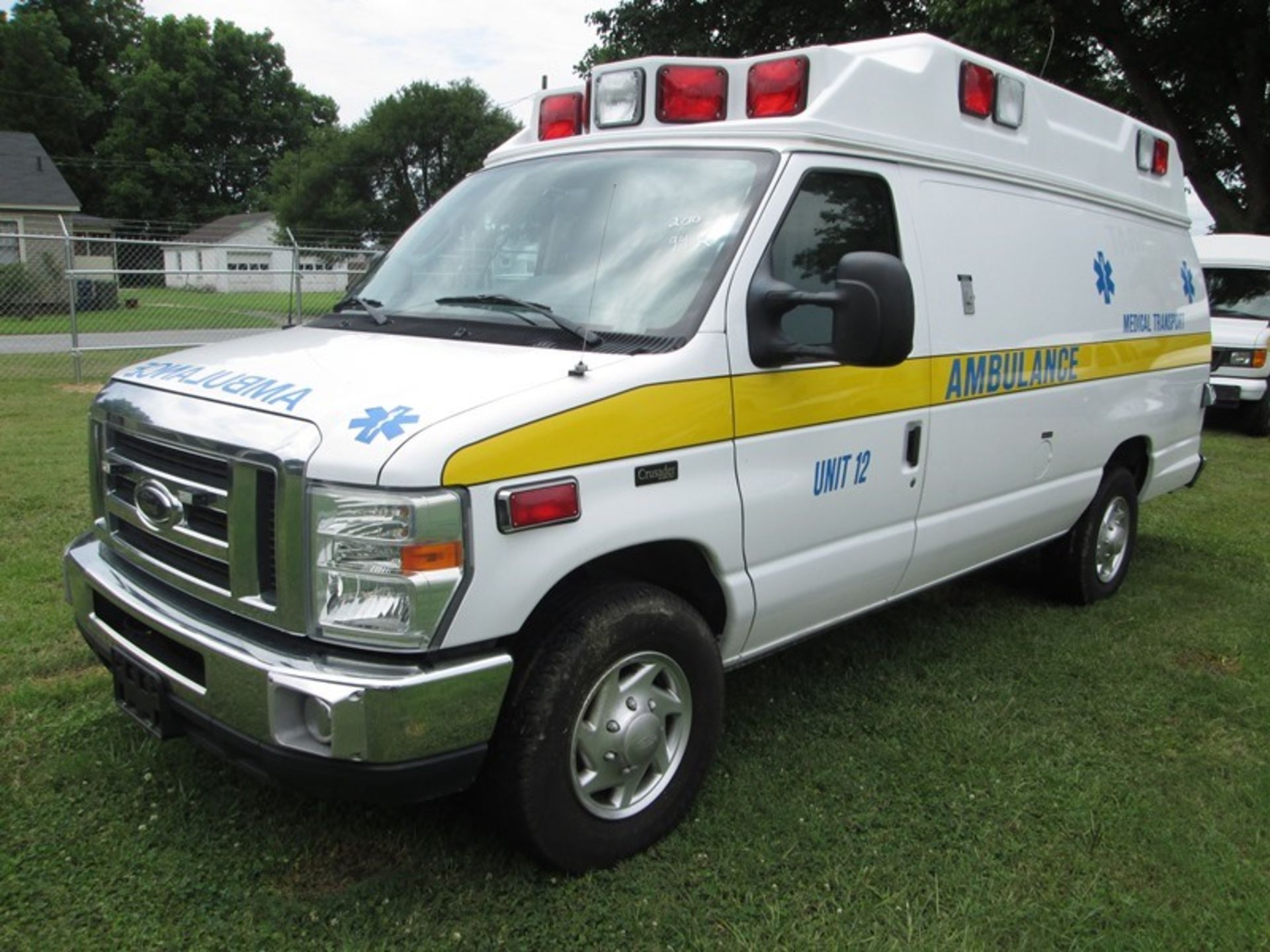 2010 FORD E-350 DIESEL 94,845 MILES WHEELED COACH CRUSADER AMBULANCE VIN# 1FDSS3EP8ADA40312