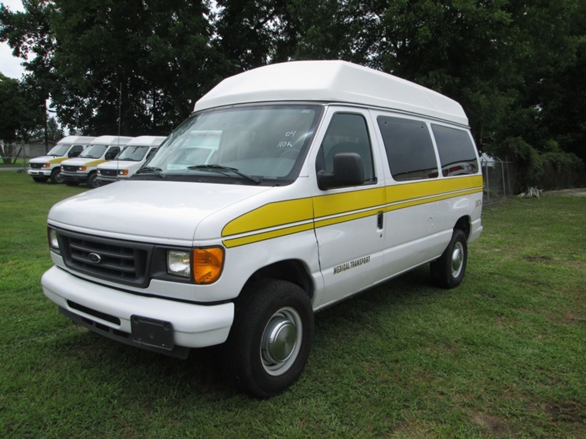 2004 FORD E250 TRANSPORT VAN 4.6L GAS 110,339 MILE VIN# 1FTNE24WX4HA46072