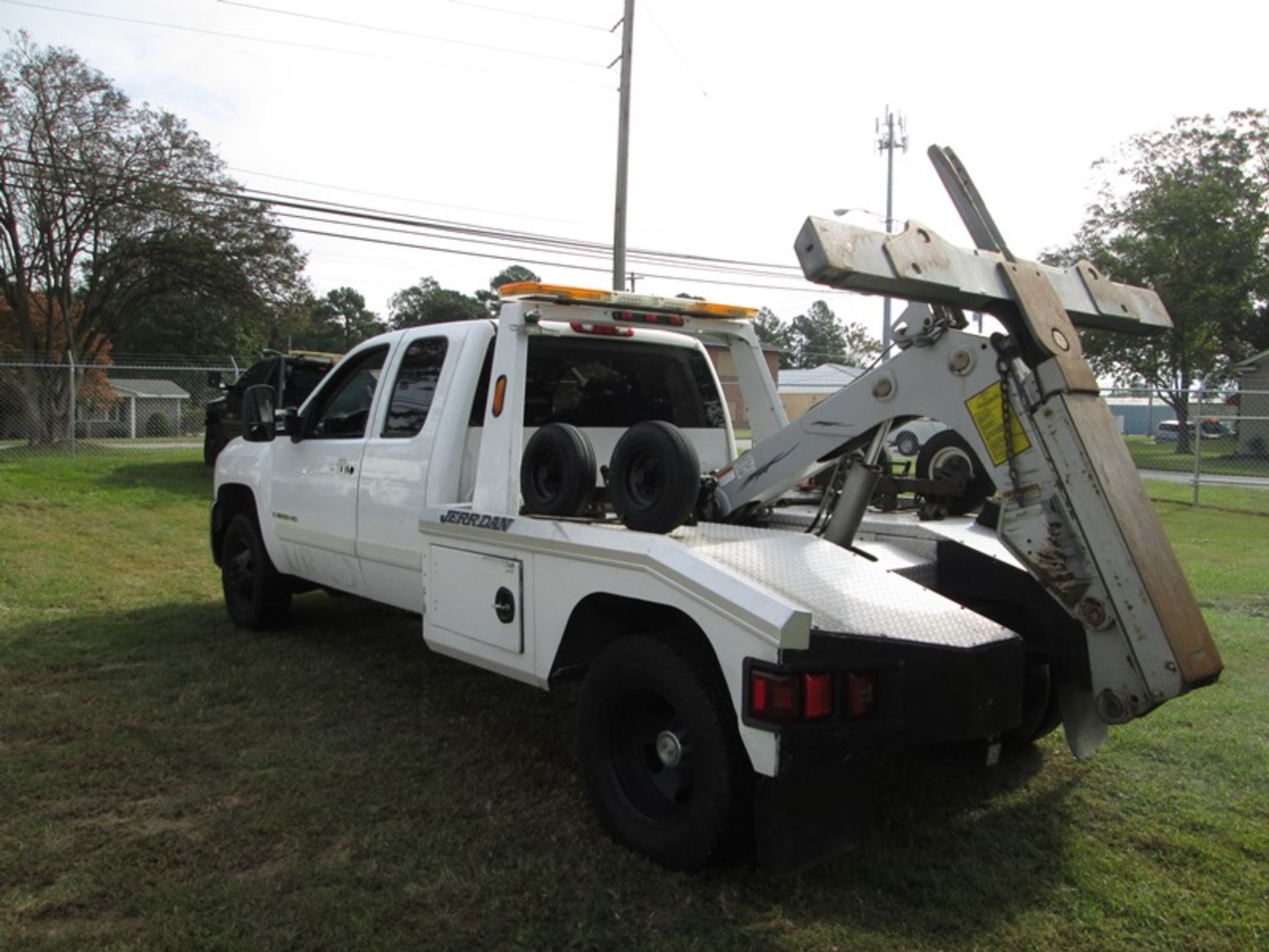 2008 Chevrolet 3500 Reg- Cab wrecker with wheel lift & winch ext cab vin #1GBJC39608E143781 478, - Bild 4 aus 6