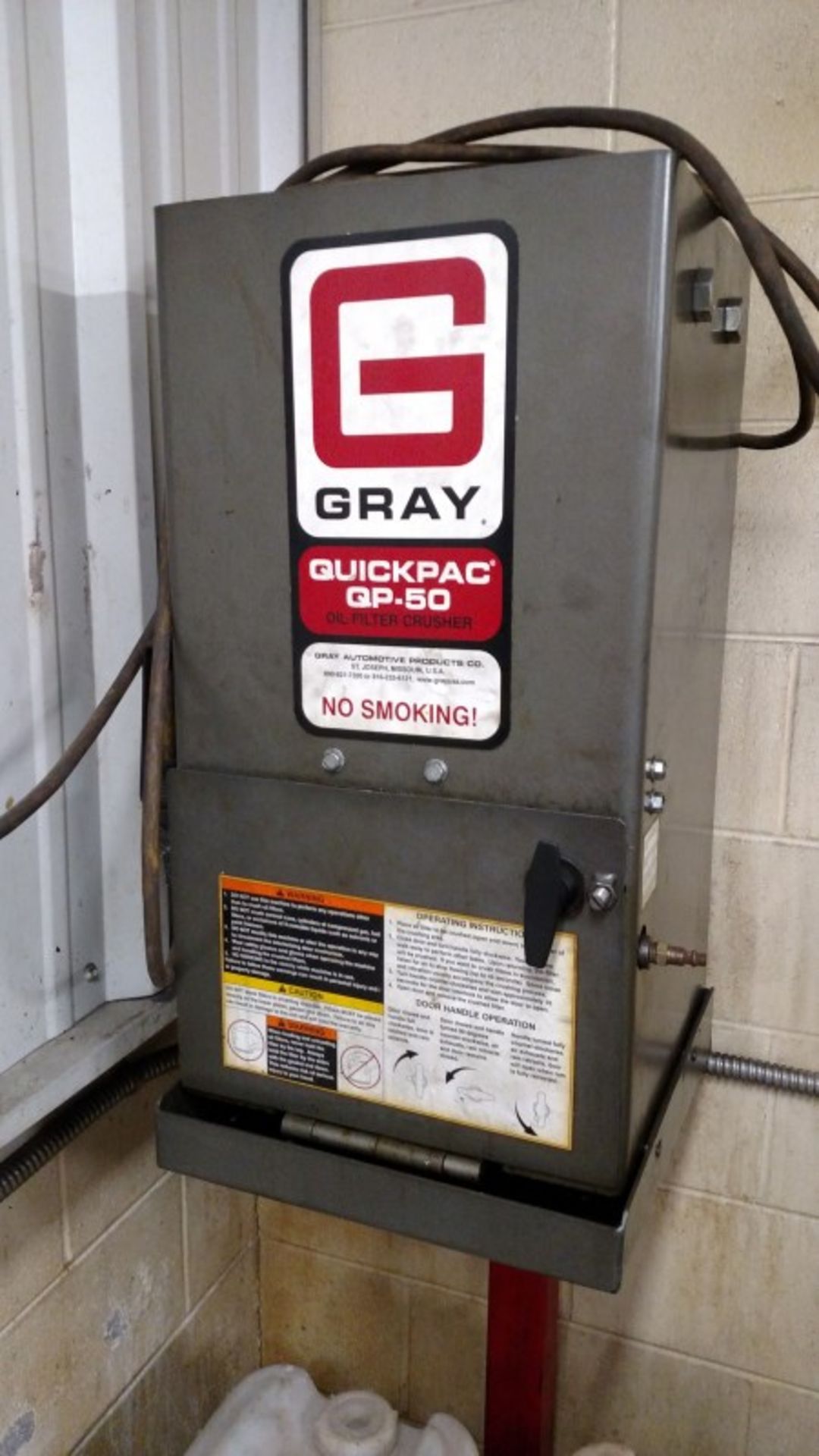 Gray QuickPac QP-50 Oil Filter Crusher on Pedestal - Image 2 of 2