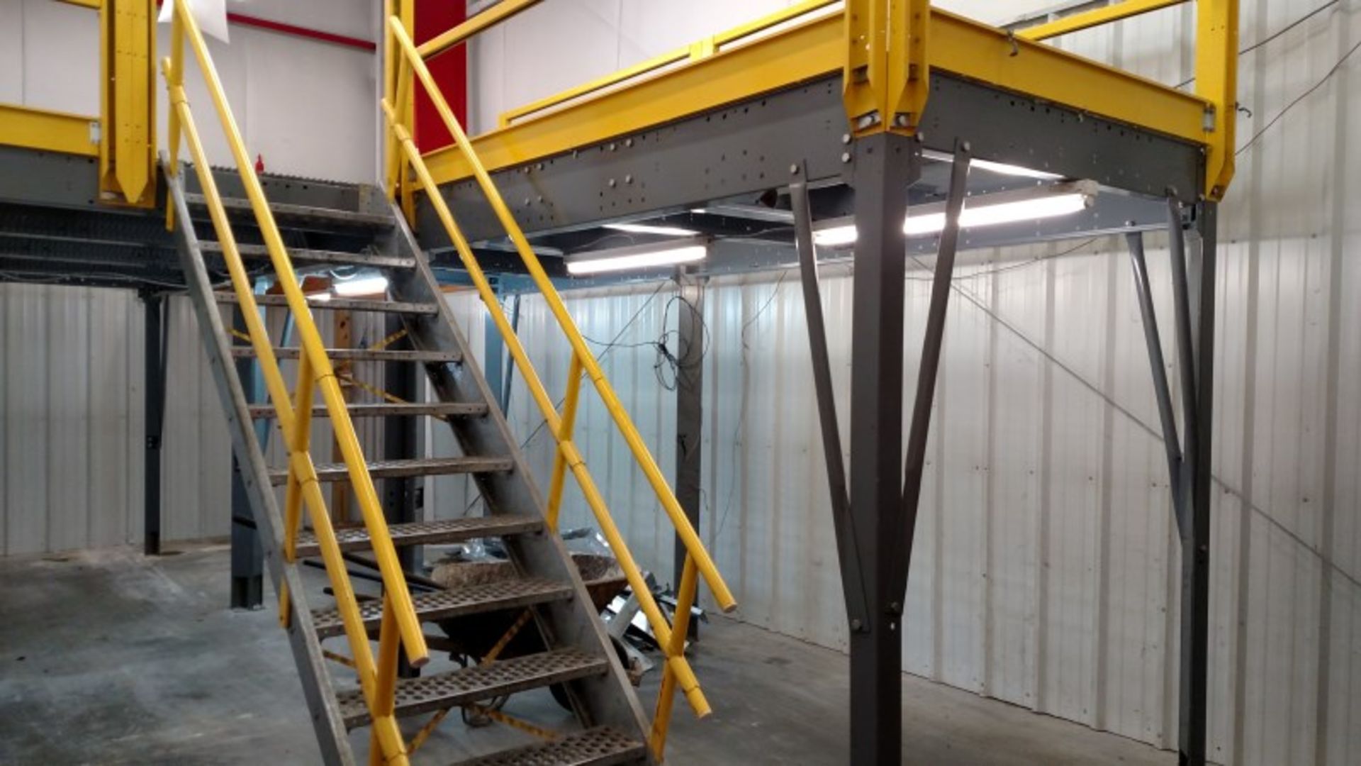 EQUIPTO Steel Mezzanine w/ Single Stairway and Railing, Installed 2000, (approx.) 14'x 16' + 6'x 10' - Image 2 of 15