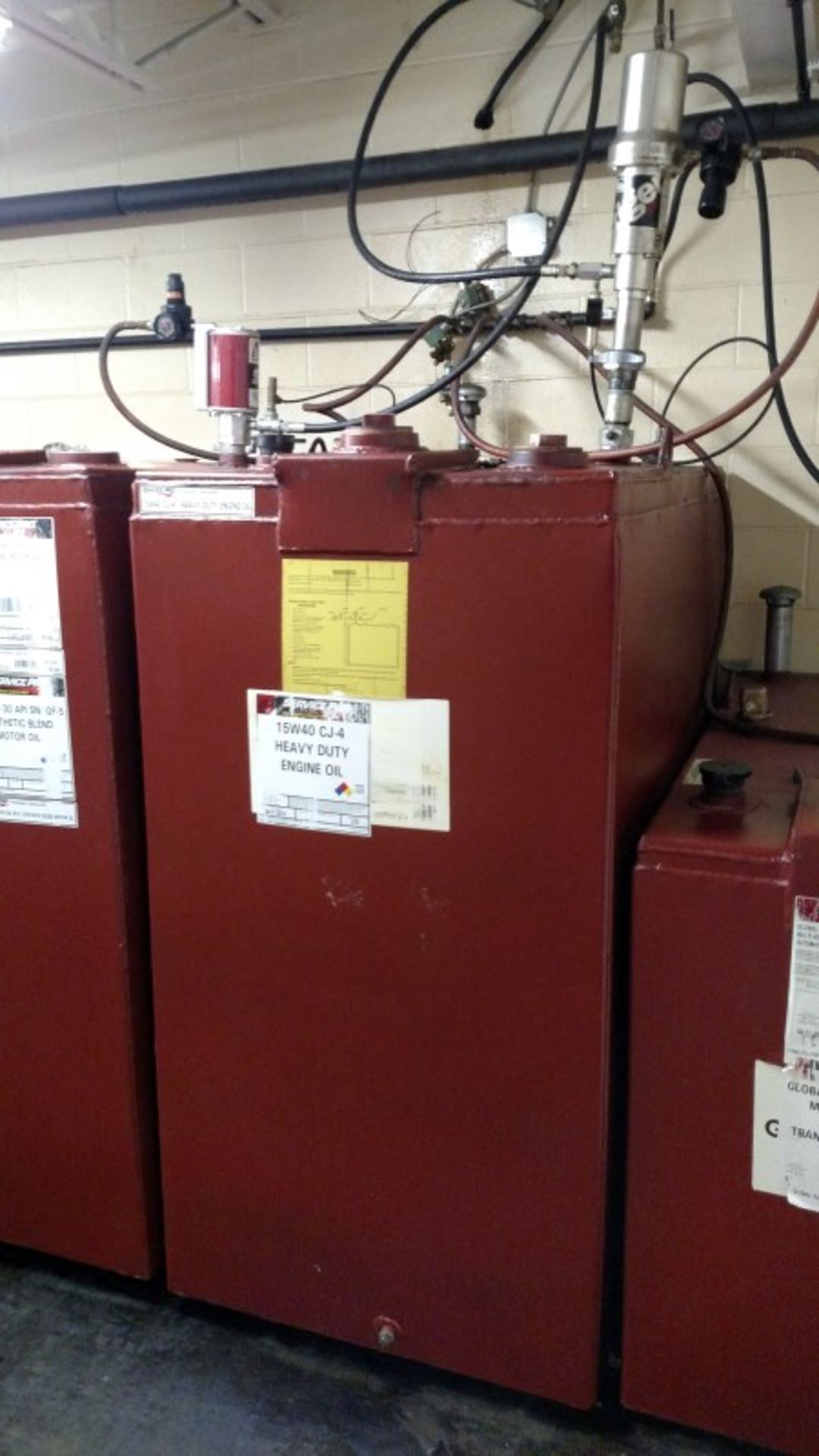 New Oil-ATF Aboveground Tanks * System, including (2) 500 Gal. New Oil Tanks w/ Balcrank Pneumatic - Image 5 of 16