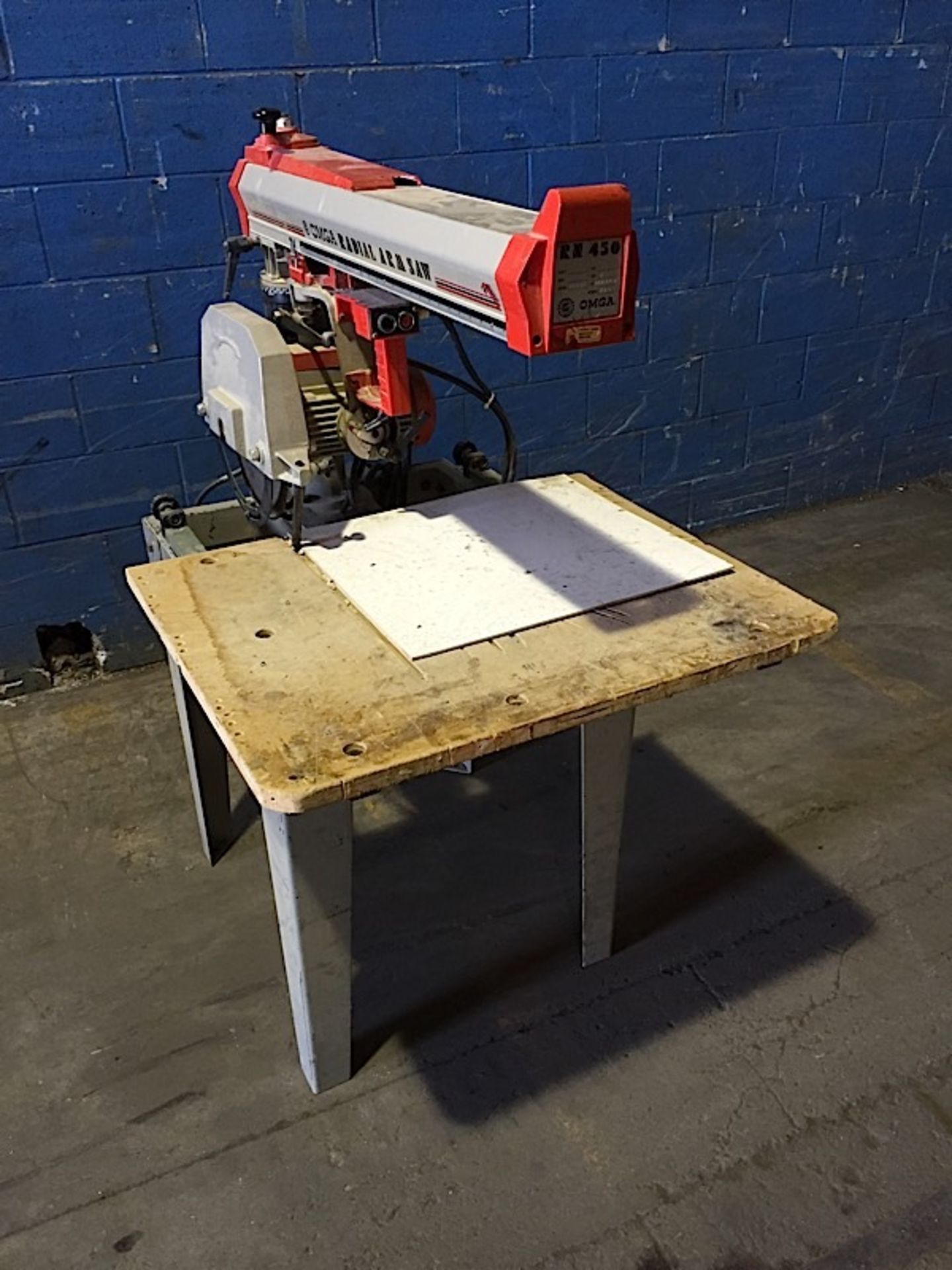 OMGA RADIAL ARM SAW