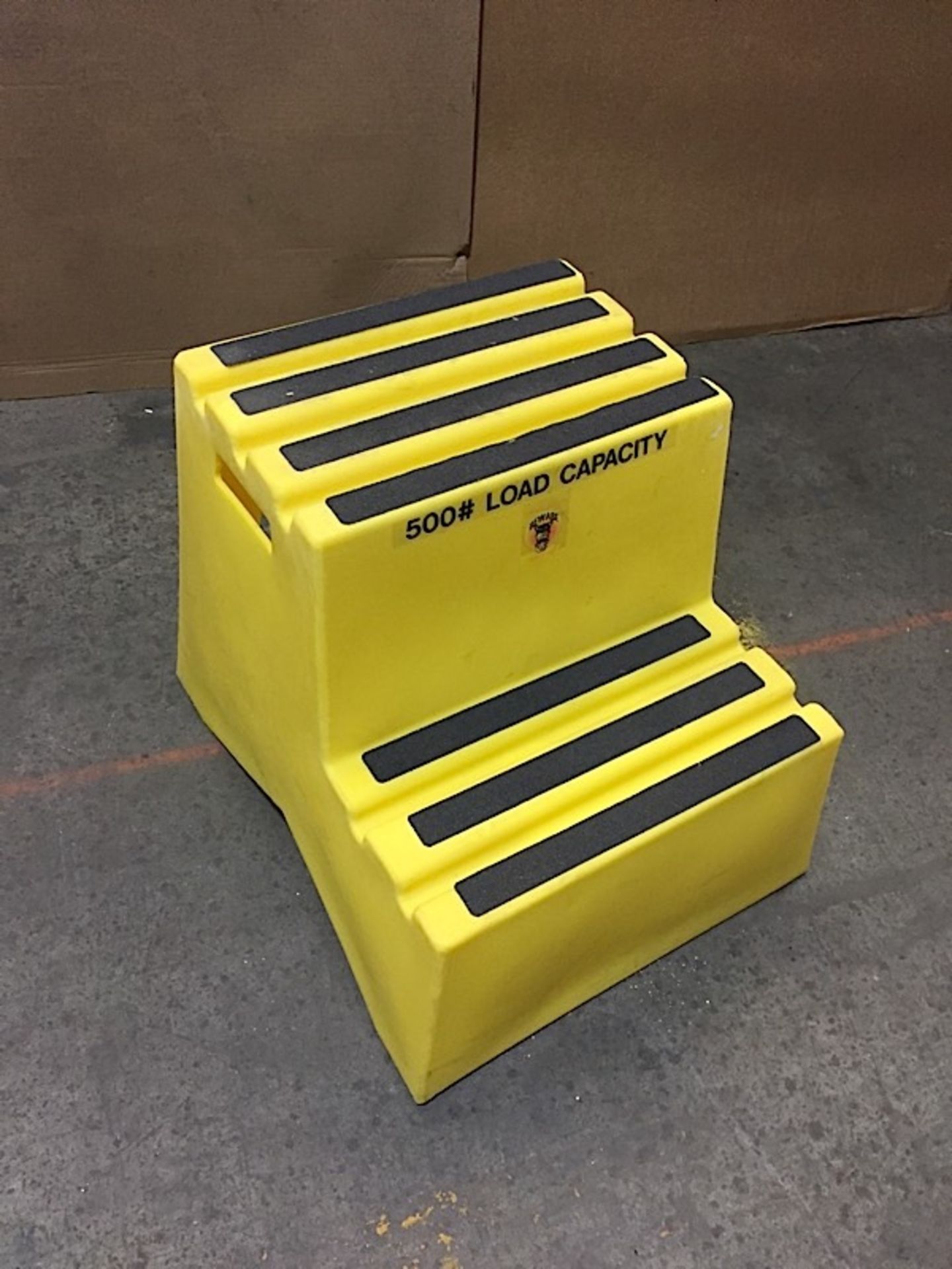 PORTABLE STEPS - 500lbs. Cap - 2 STEP (BIDDING IS PER UNIT MULTIPLIED BY 6)