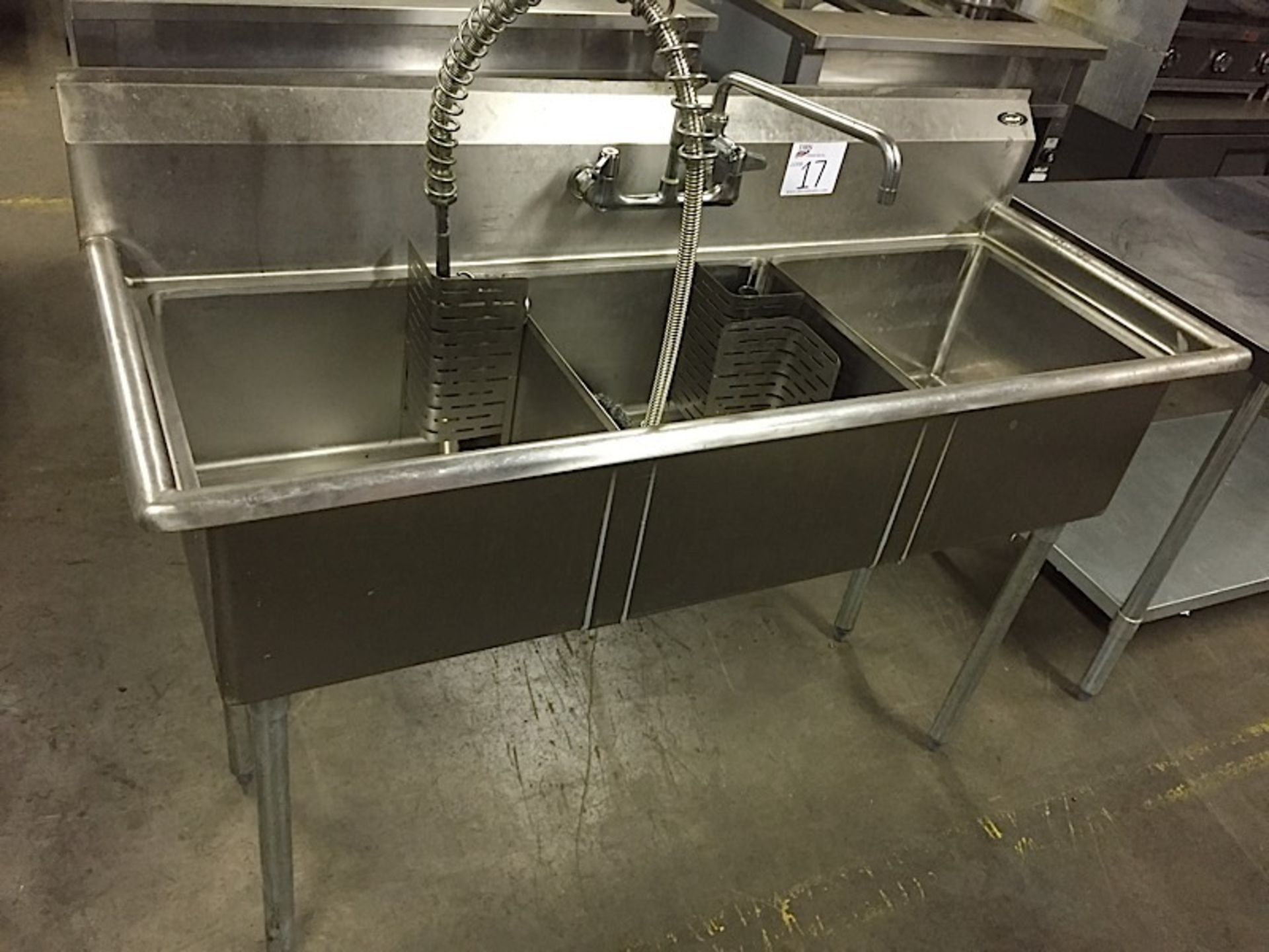 3-SECTION SINK