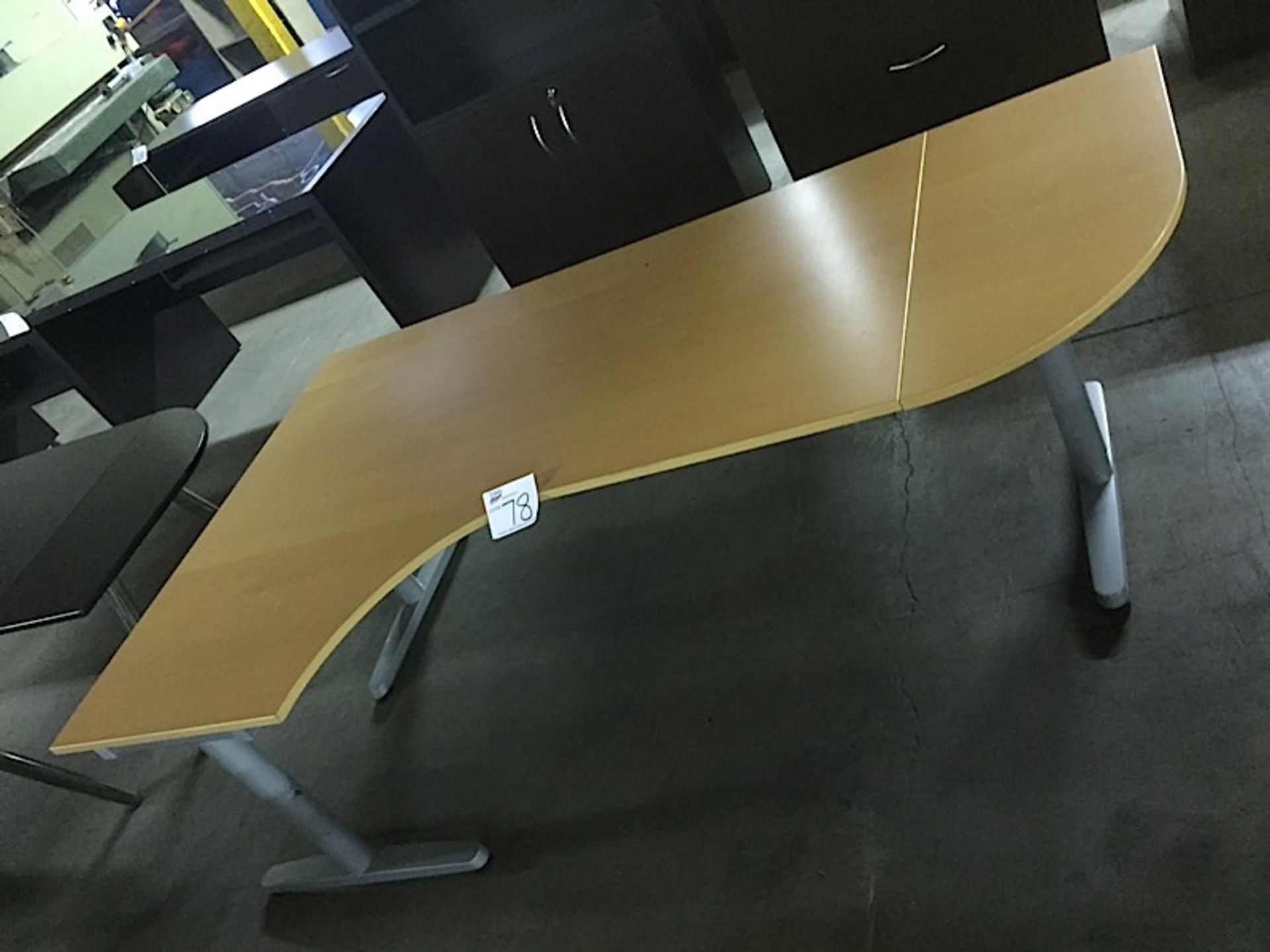 DESK