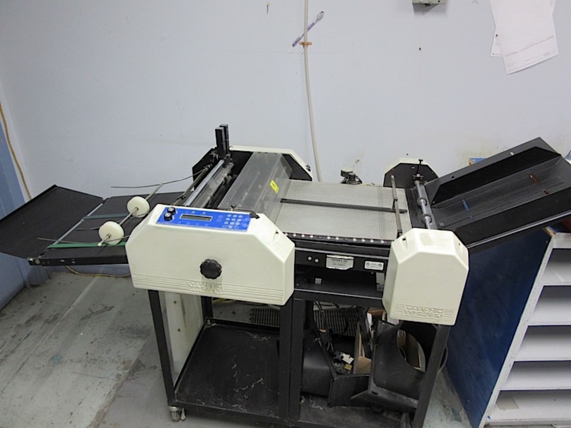 GRAPHIC WHIZARD (HS) PERFORATOR