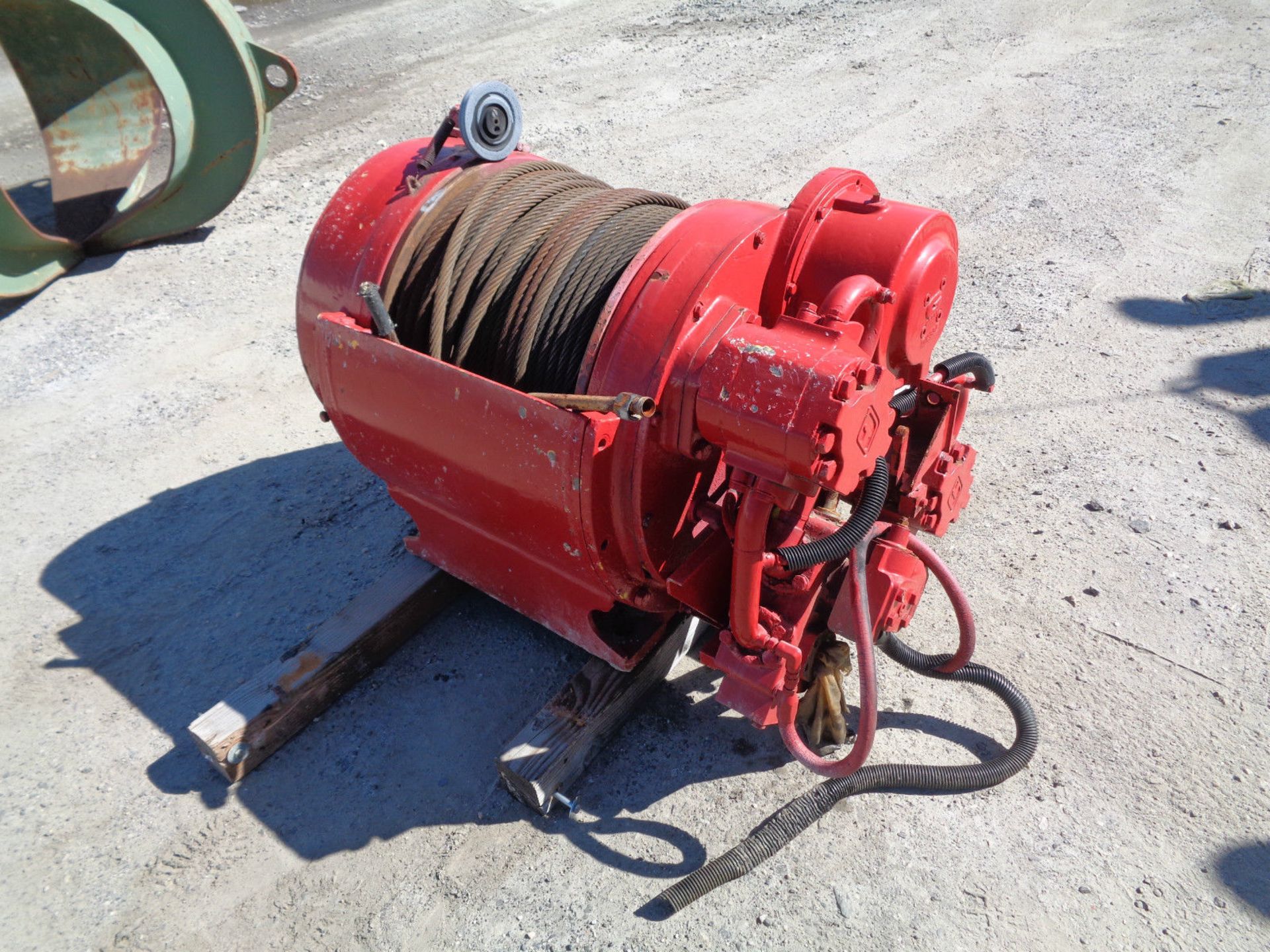 Large Winch - Image 5 of 5