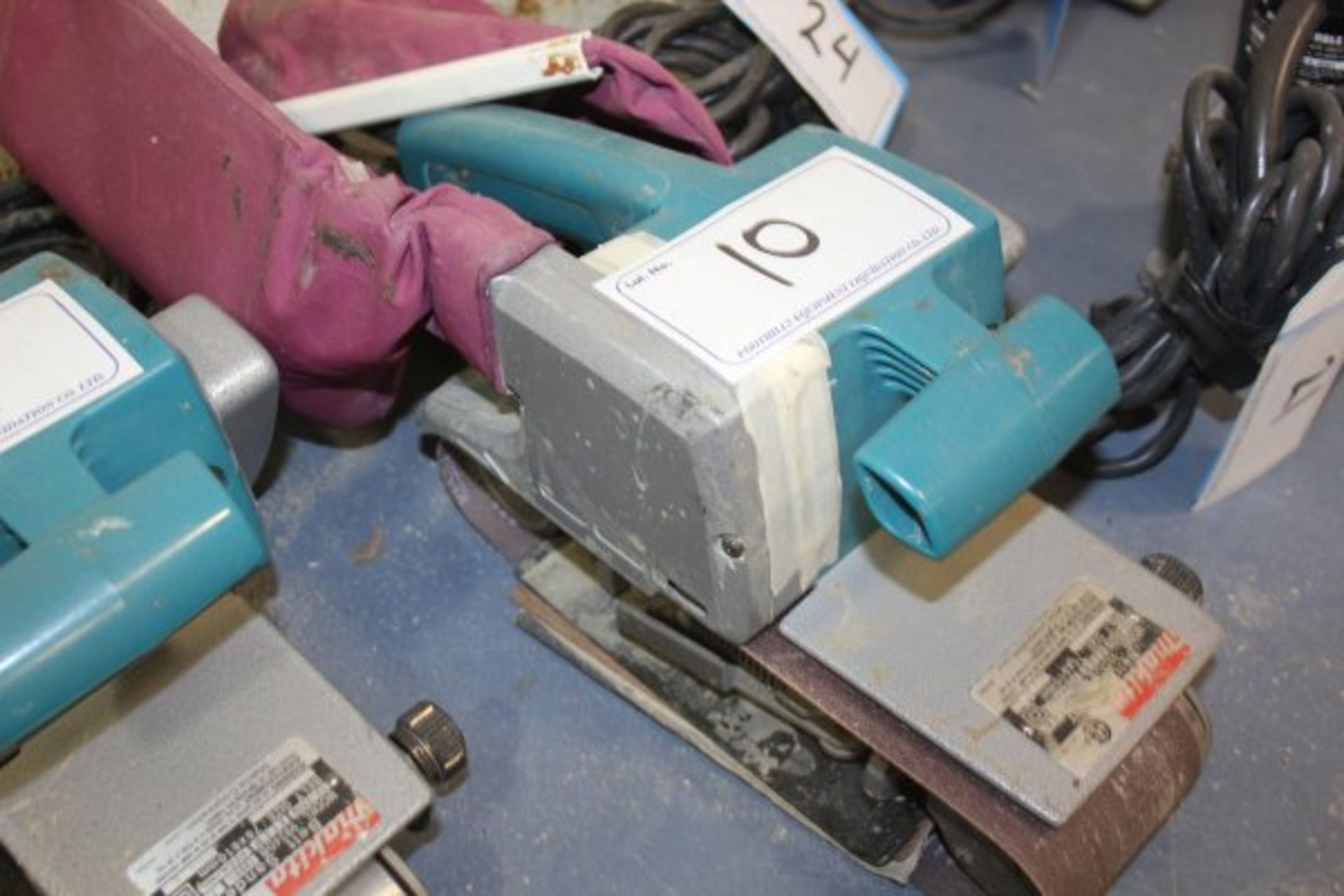 MAKITA BELT SANDER